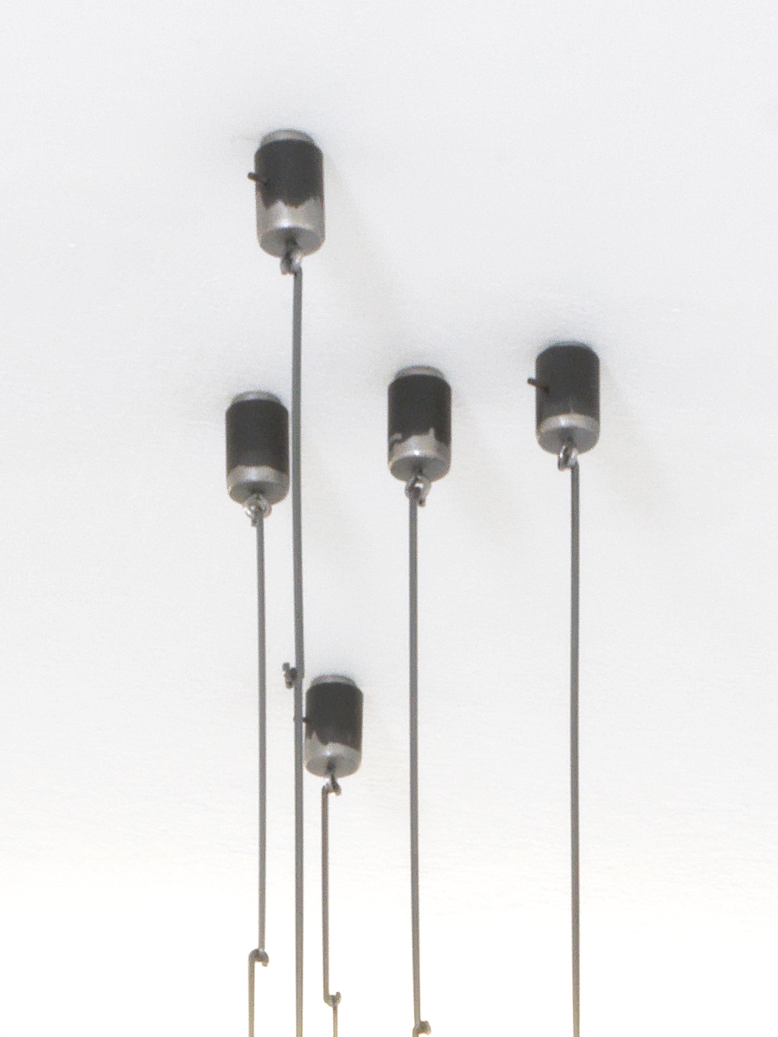LF_Polygon-Apertures_2024_FotoNickAsh_ceiling_fixtures_web20.jpg