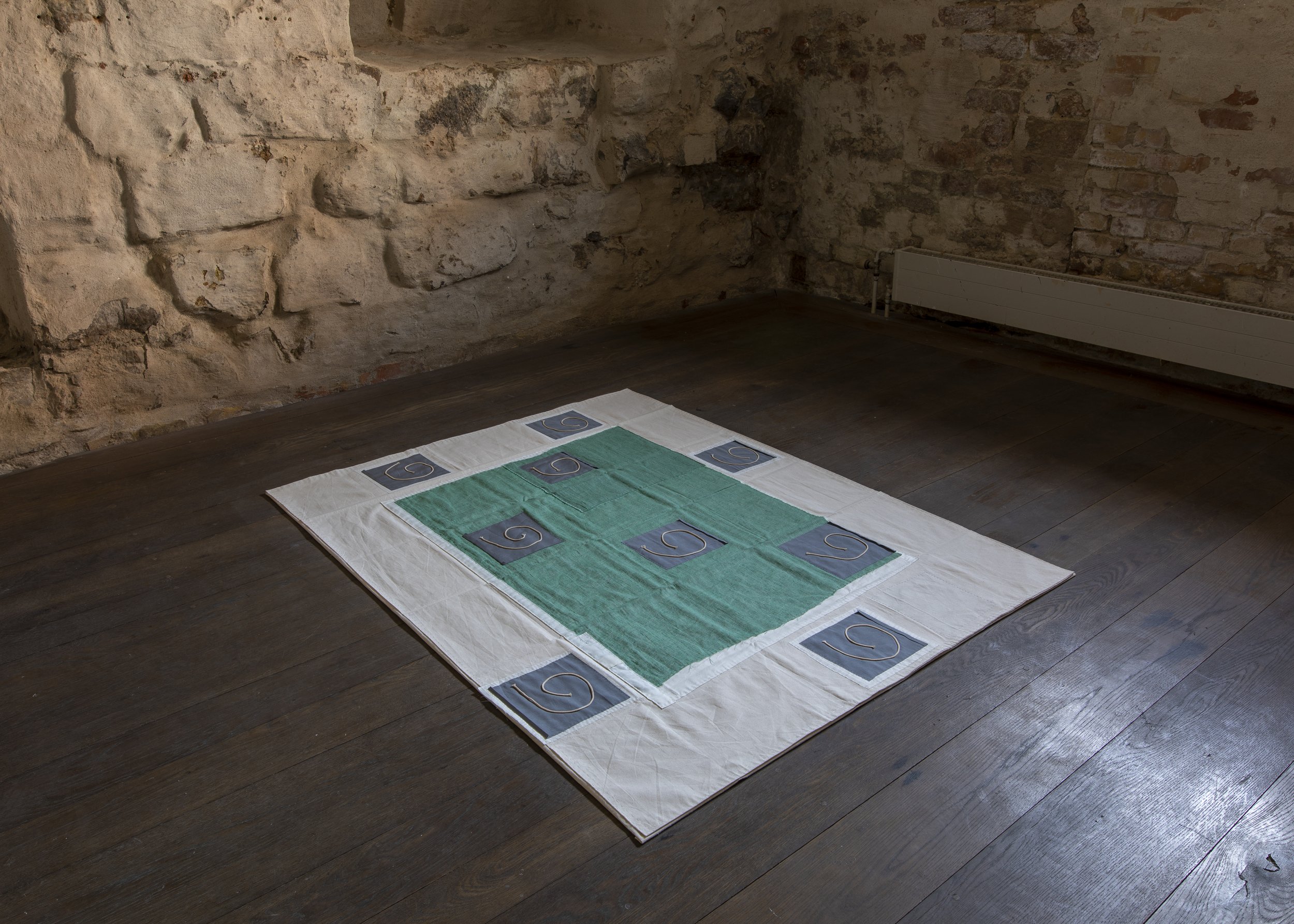 Untitled
2025
Linen, cotton, string
165,5 x 127 cm