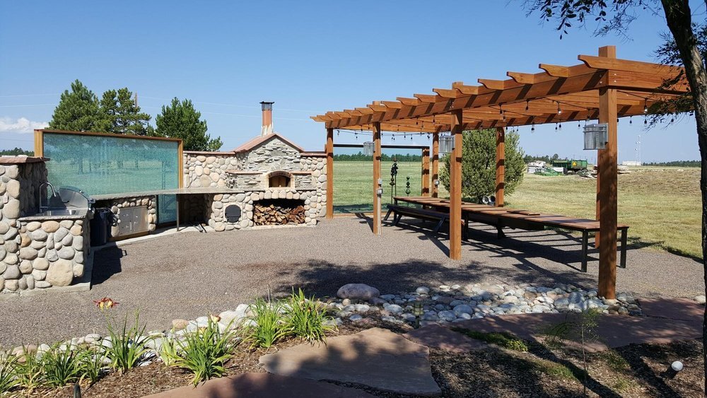 Outdoor_Kitchen_2017.jpeg
