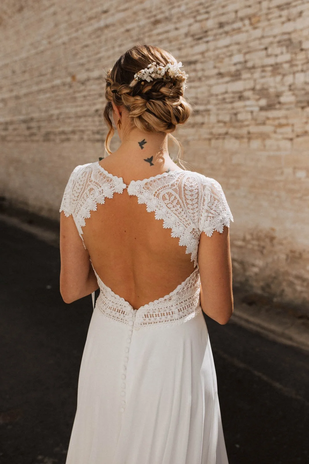 marylise-bridal-dress--nicolas-bellon-ile-de-re-photographe-mariage-storytelling-009.jpg