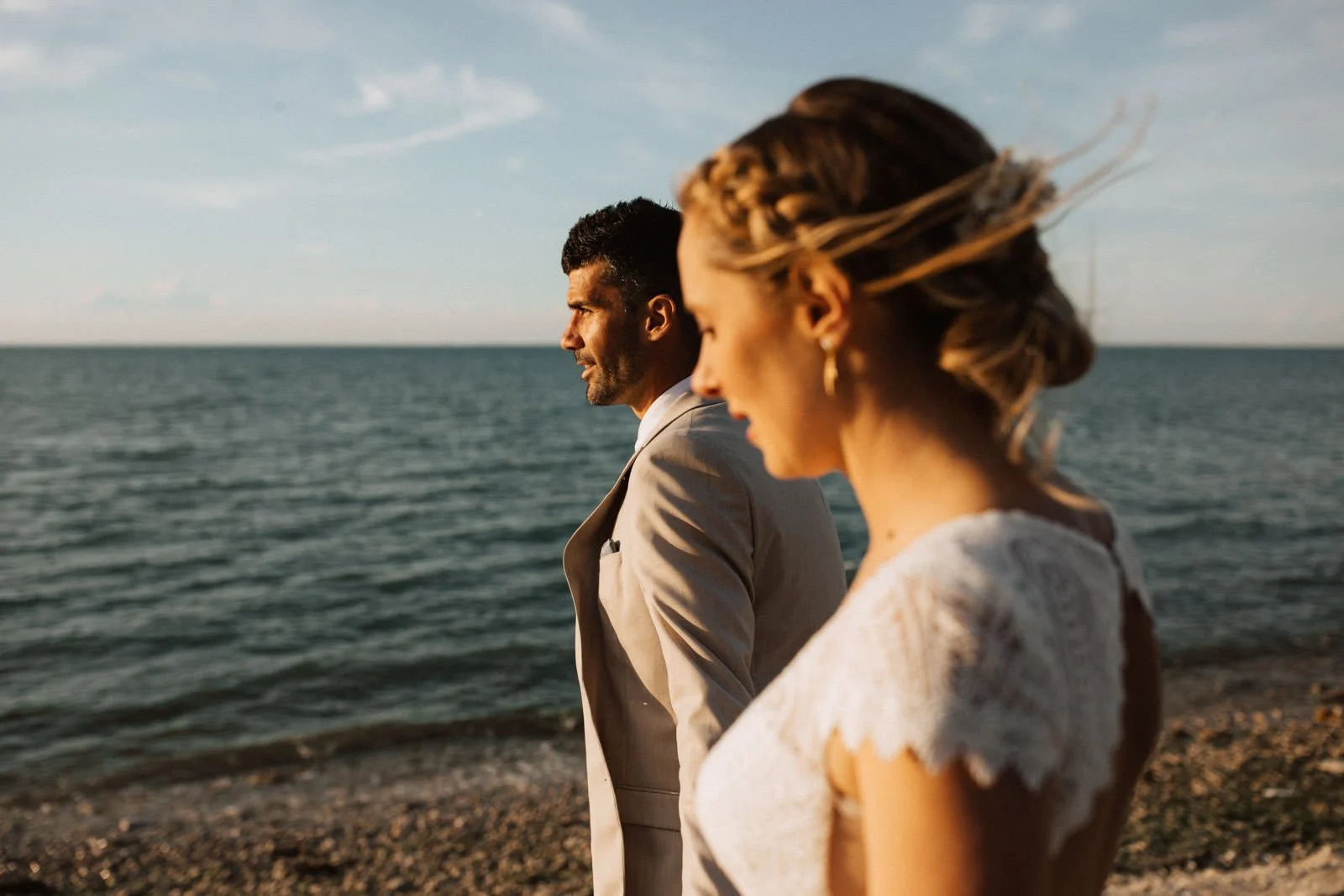 marylise-bridal-dress--nicolas-bellon-ile-de-re-photographe-mariage-storytelling-019.jpg