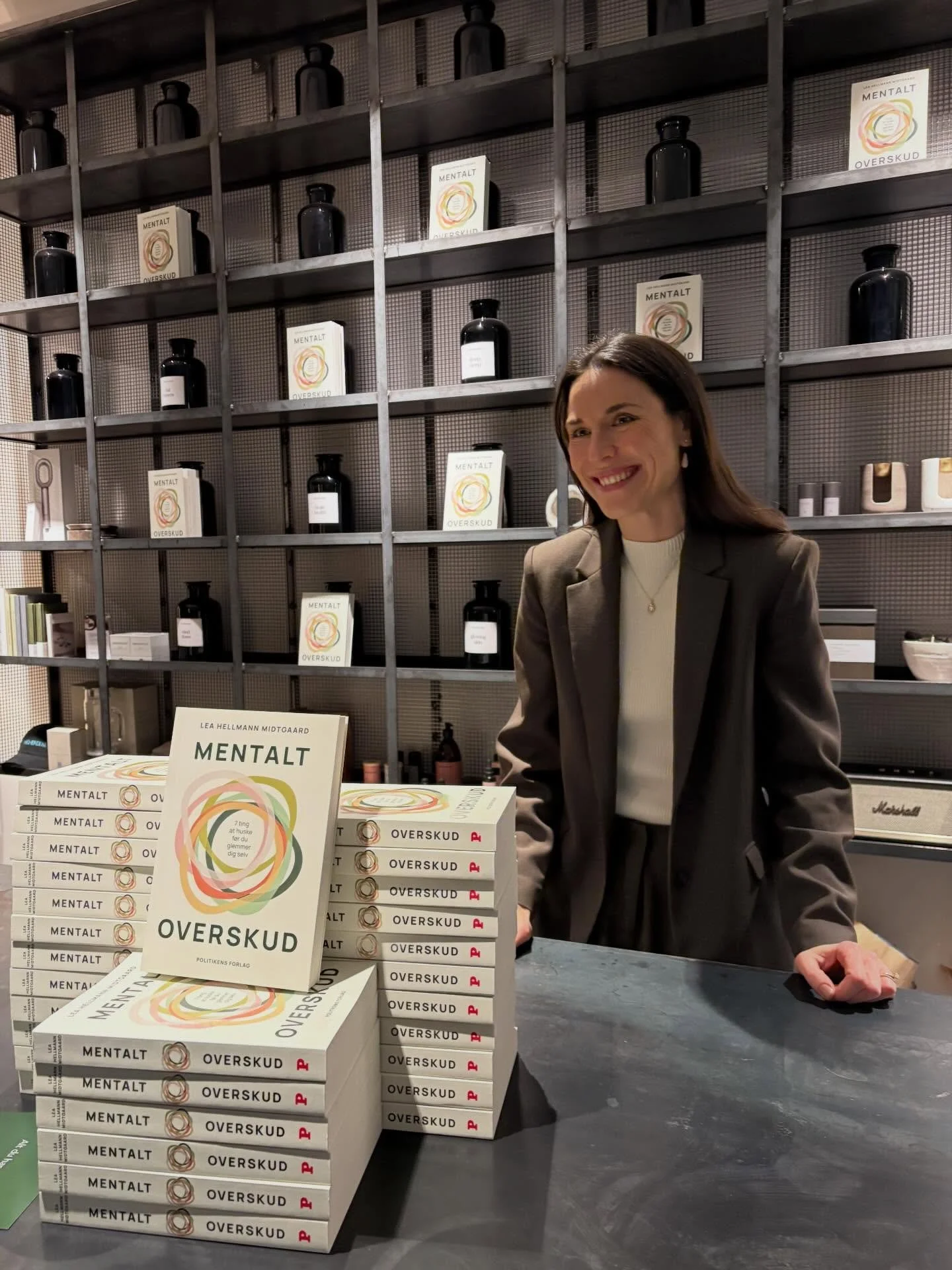 Det lykkedes mig at f&aring; sagt mine ord. 🥲

Jeg er ydmyg og taknemmelig 😌.
Tak for den fineste boglancering i mandags. Tak for alle, der har heppet undervejs. B&aring;de jer, der var med i mandags, og alle jer derude. Det betyder mere, end I ane