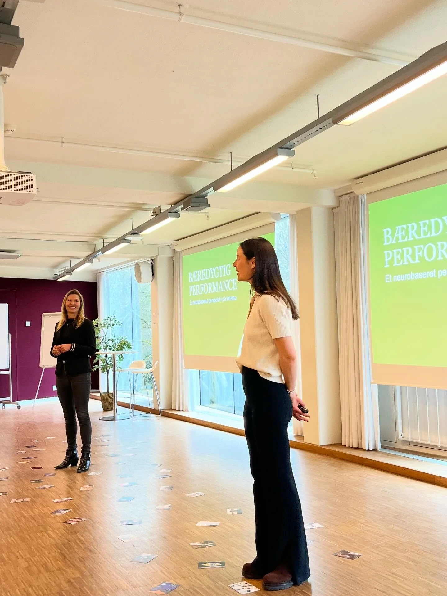 Da CBS Executive Education spurgte, om vi ville lave en masterclass til ledere, var svaret (selvf&oslash;lgelig) ja. 🙏🏼

I sidste uge underviste vi derfor i vores masterclass &ldquo;B&aelig;redygtig Performance &ndash; et neurobaseret perspektiv p&