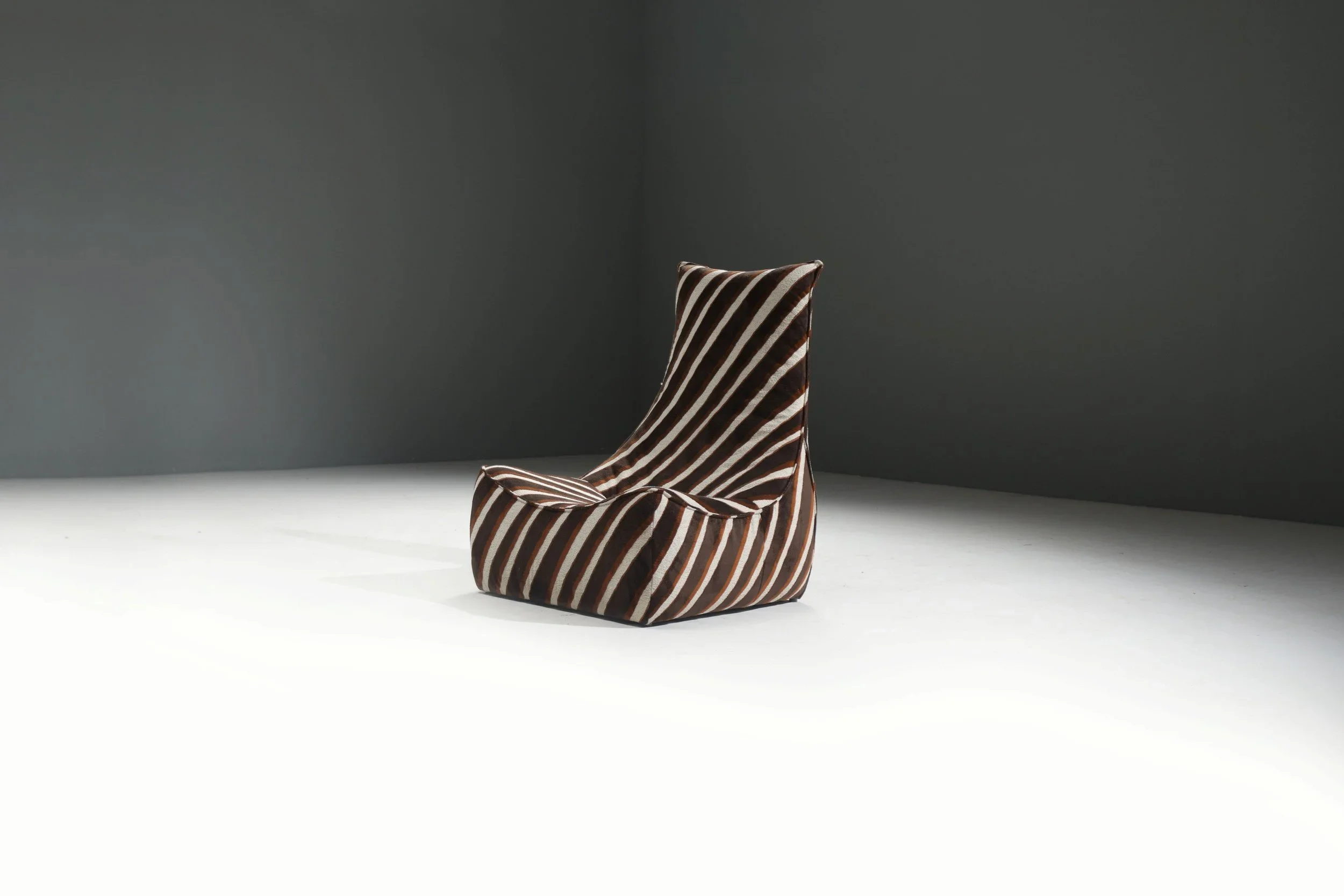 2+gerard+van+den+berg+the+rock+lounge+chair+fireside+sofa+chair+new+fabric+dieter+vander+van+der+velpen+aera+lab+aeralab+bart+albrecht+vintage+design+furniture+belgium+dendermonde+1stdibs+.jpg.webp