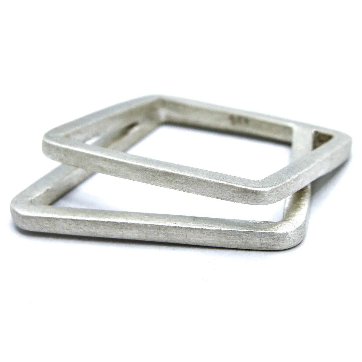         
  
     ASYMMETRICAL Ring   fair silver € 189.00  


  
 #block-523dd4437a7bad4be58a {
    
    --stroke-style: none;--stroke-thickness: 6px;
    
      
      
      
    



  }

  #block-523dd4437a7bad4be58a .sqs-html-content {
    
    -