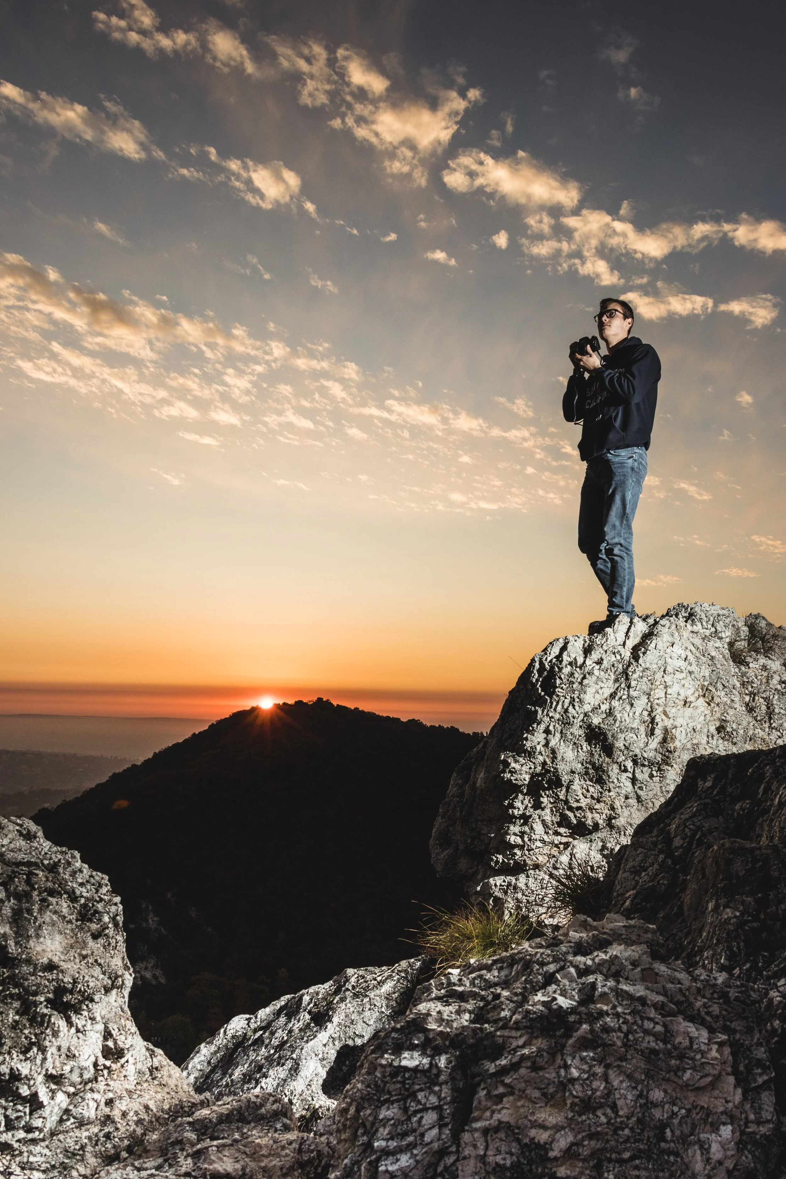 Fodor Benjámin- Napkelte a Tündér-sziklán.jpg