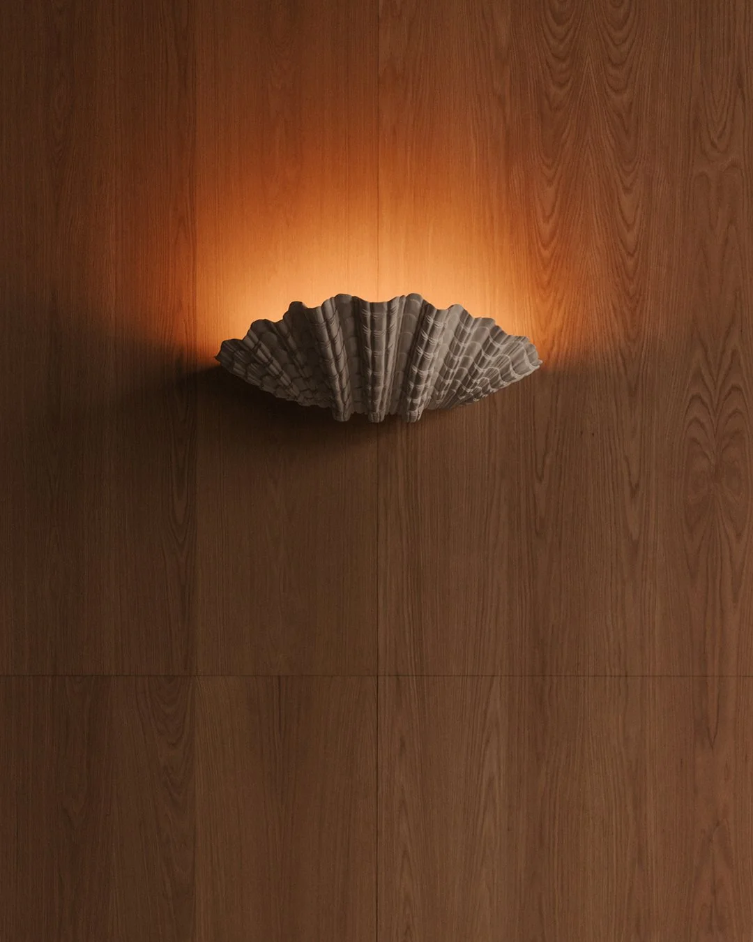 Plaster wall lamp with gentle back-glow, in a style found in rooms by Syrie Maugham, Jean-Michel Frank, Frances Adler Elkins and Serge Roche Bicci de Medici Gallery