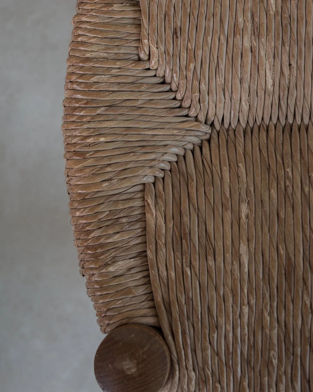 Charlotte Perriand Sentou Méribel Stool: Vintage Wicker Design from Hôtel le Doron, 1950s