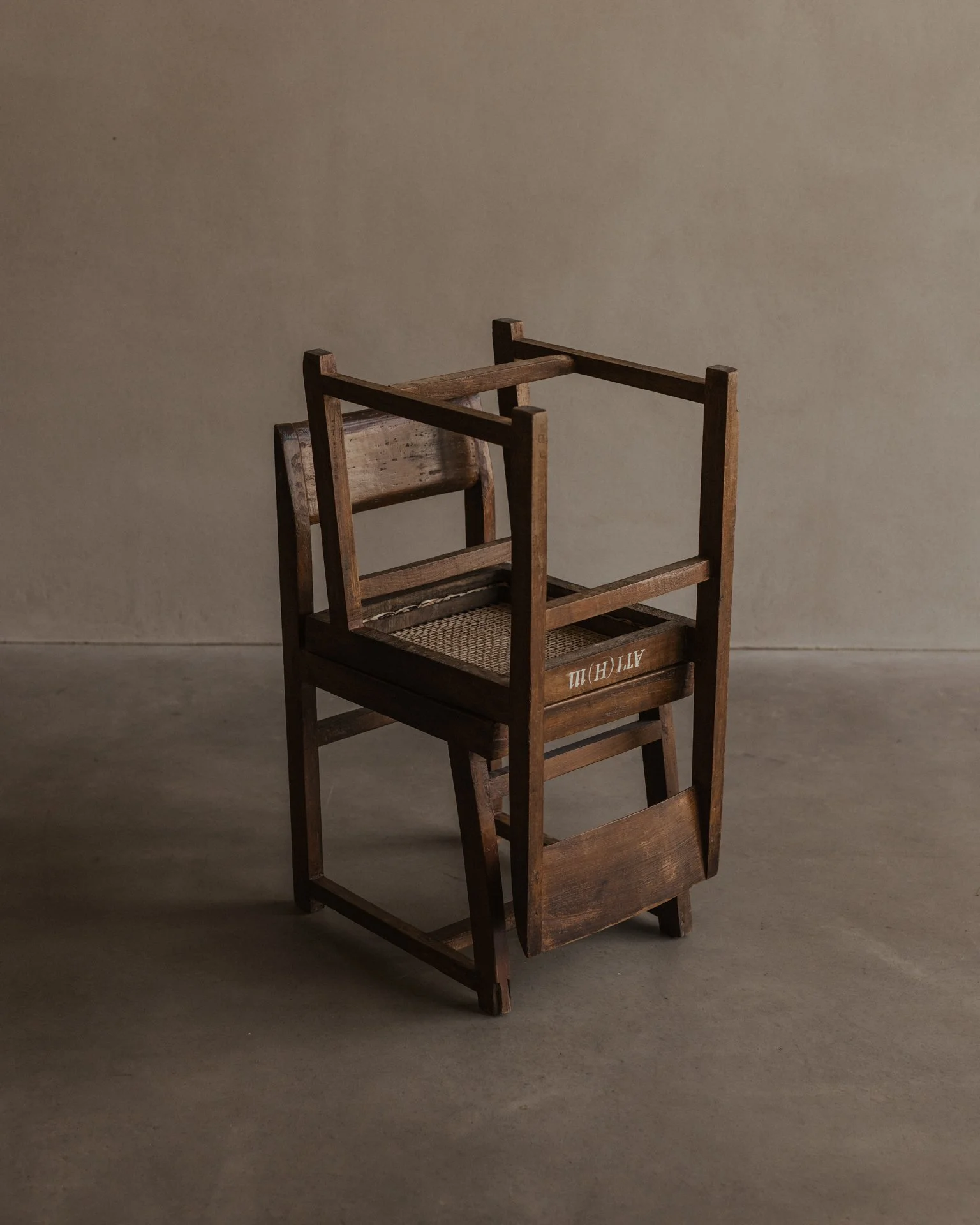 Authentic PJ-SI-54-A box chairs by Pierre Jeanneret - Chandigarh - India - Bicci de Medici - Design Gallery
