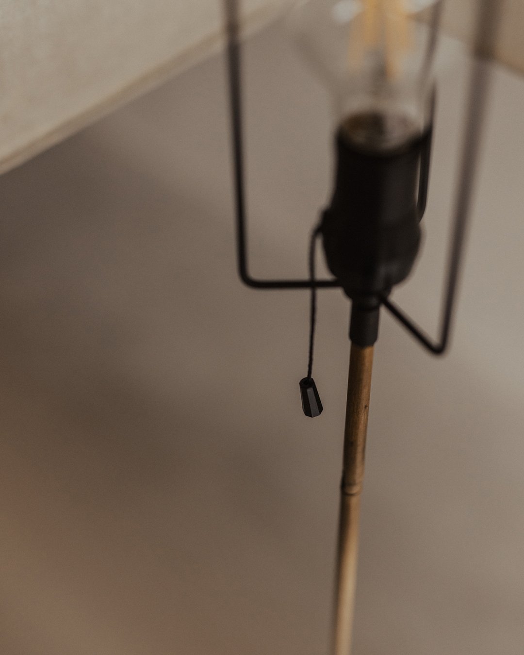 Isamu Noguchi - Vintage Akari BB3 - X3 Floor lamp BB3-X3 by Isamu Noguchi, from the 1960s-70s 1st edition