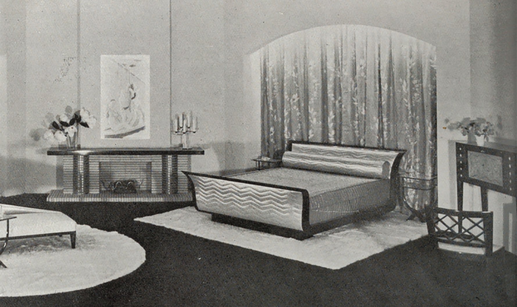 "lit croissilion" or "lit simple" oak daybed from Oran, Algeria, with croissilion headboards attributed to Jean Royère