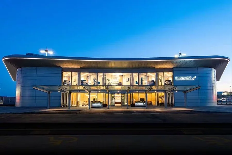 flexjet-terminal-dusk.webp
