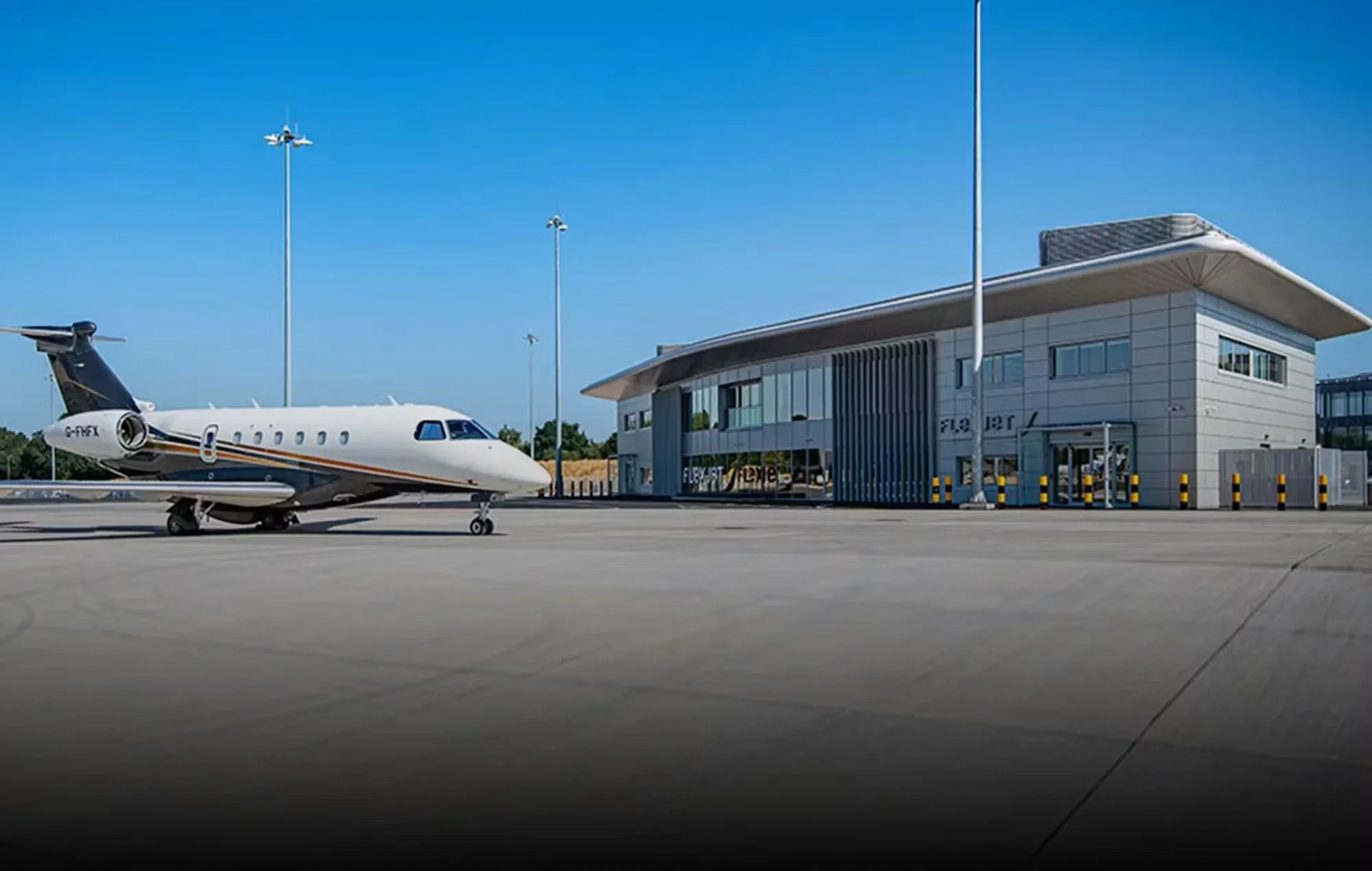 flexjet-terminal-apron.webp