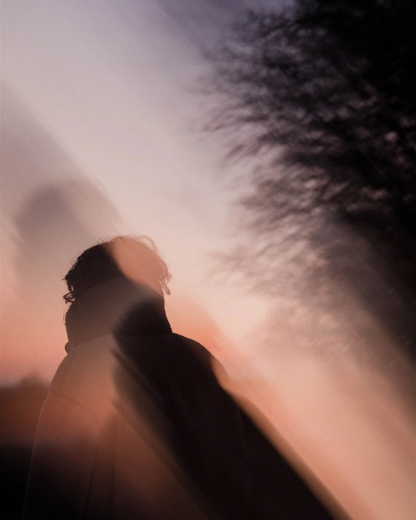 The shift is subtle.
A moment almost missed.
A space between who you were,
and who you’re becoming.
Becoming isn’t a straight line.
It’s the blur.
The pause.
The breath in-between.
Chasing light—
not for clarity,
but for the