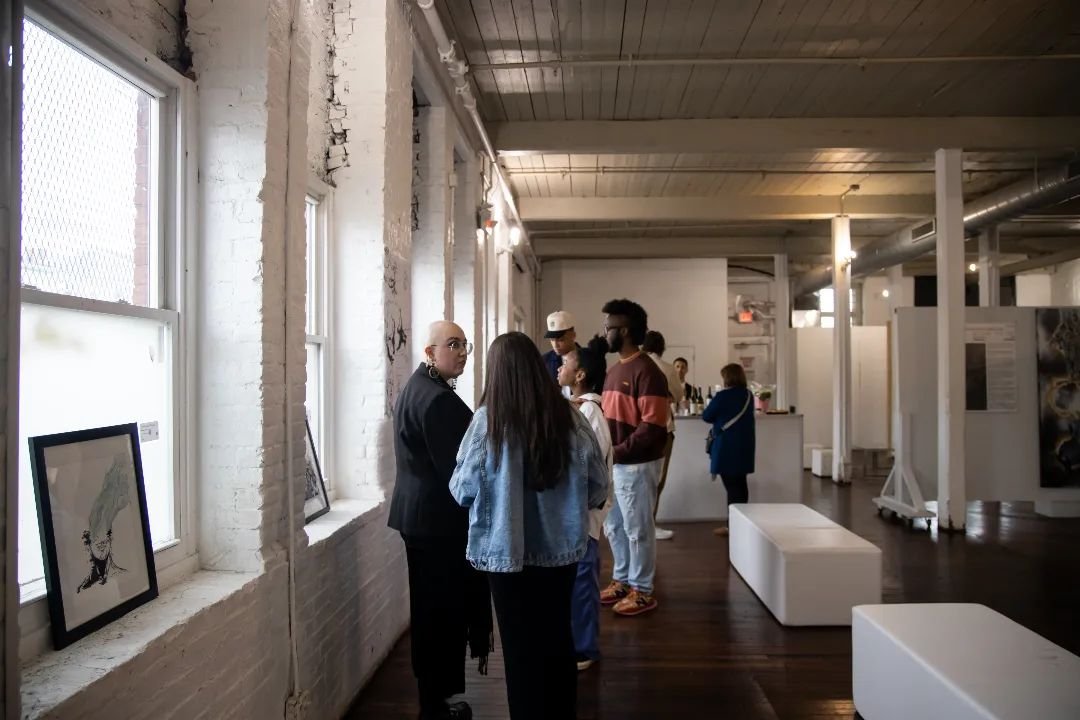 Swipe through to experience the first artists exhibition held here at The Knowlton filled with creativity, inspiration and community!

Two solo shows by @katiesouthworth_art &amp; @ivorywolf held in the Armstrong and Wilder Gallery.

Don't worry if y