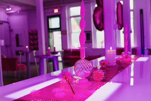 the-knowlton-armstrong-gallery-corporate-cocktail-reception-02178930.png