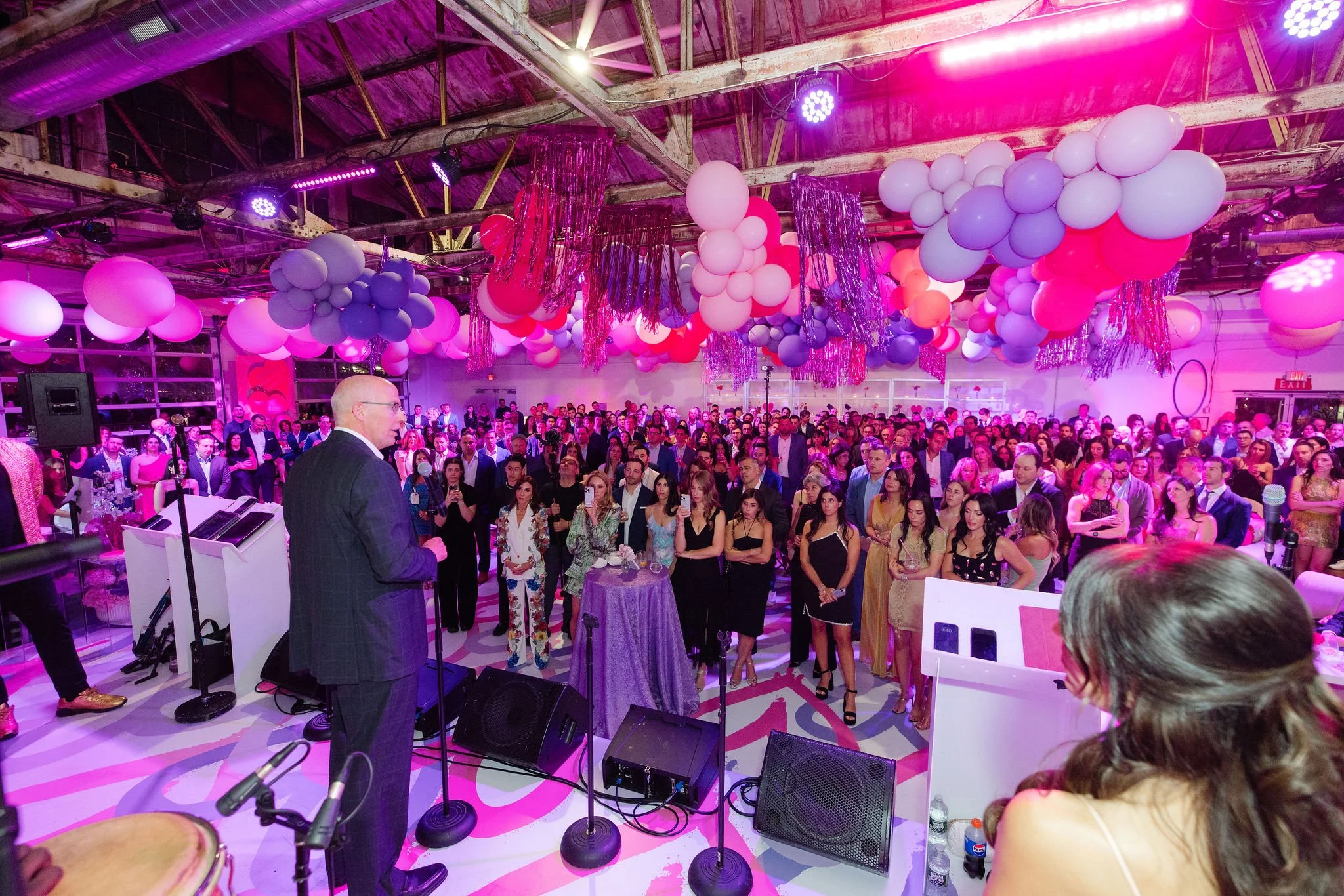 the-knowlton-boathouse-hearts-in-harmony-fundraiser-keynote-speaker-crowd-bridgeport-ct-64091-0349.jpg