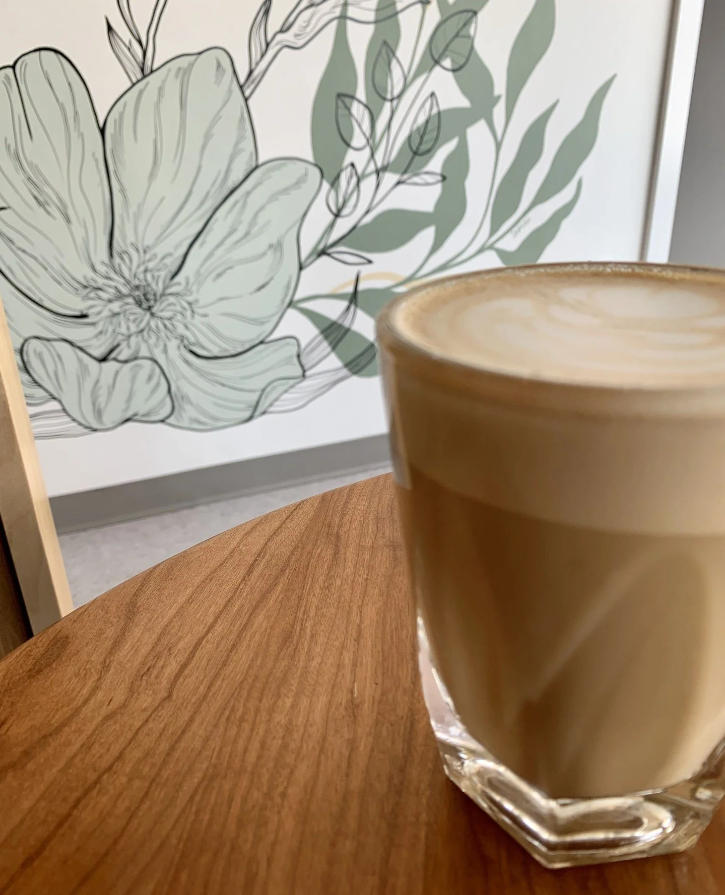 How does the Bank of Canada announcement impact me? 
Here’s the simplest way I've found to understand it. 
Fixed rates are tied to bond yields.
Variable rates are tied to the Bank of Canada’s policy rate. 
Today's announcement cr