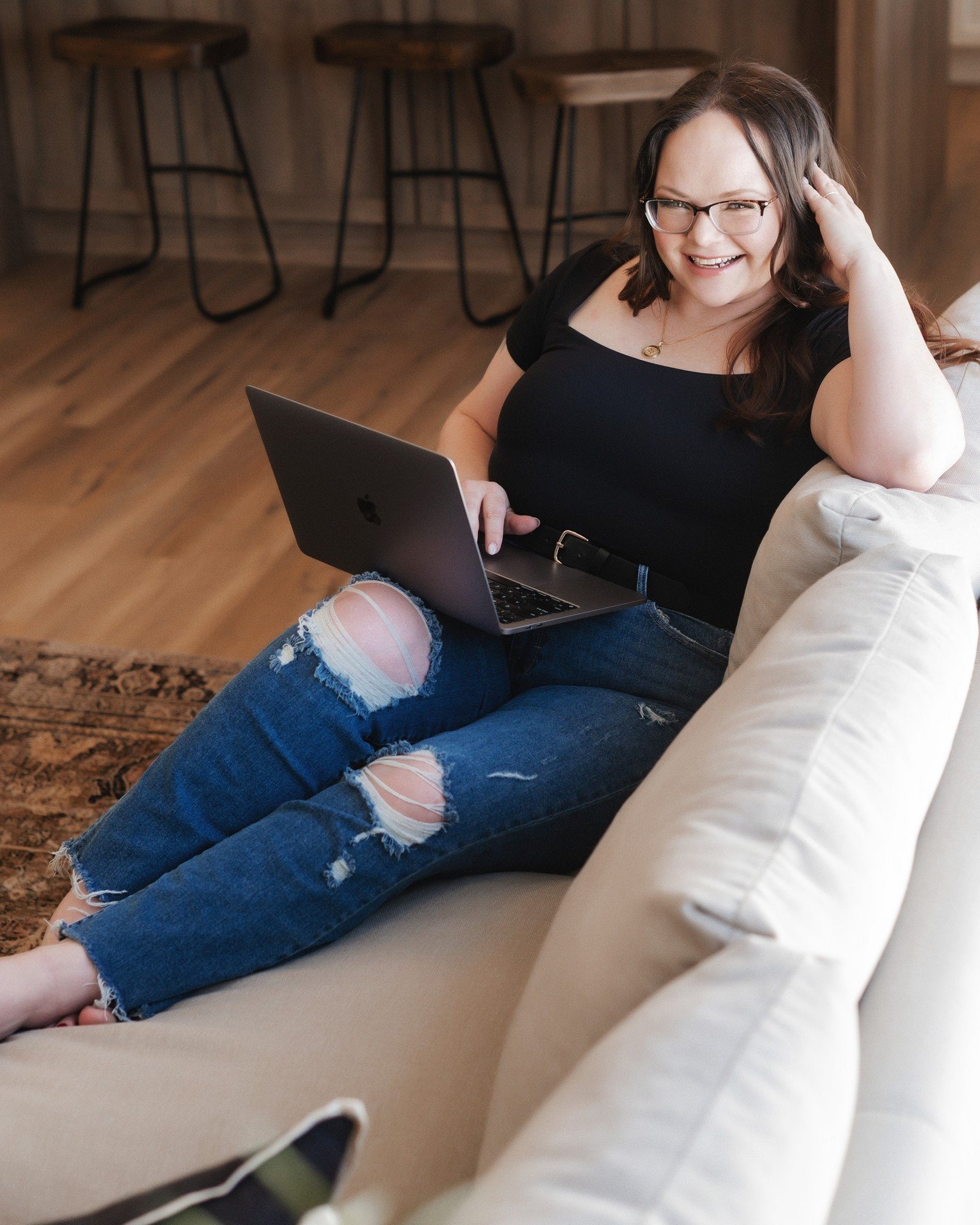 Home is both a place AND a feeling ✨

Home is where:
✨we tell the story of who we are. 
✨we invite those who matter the most in. 
✨we love deeply. 
✨moments and memories are created. 
✨families grow, change and thrive.
✨we can be ourselves free of ju