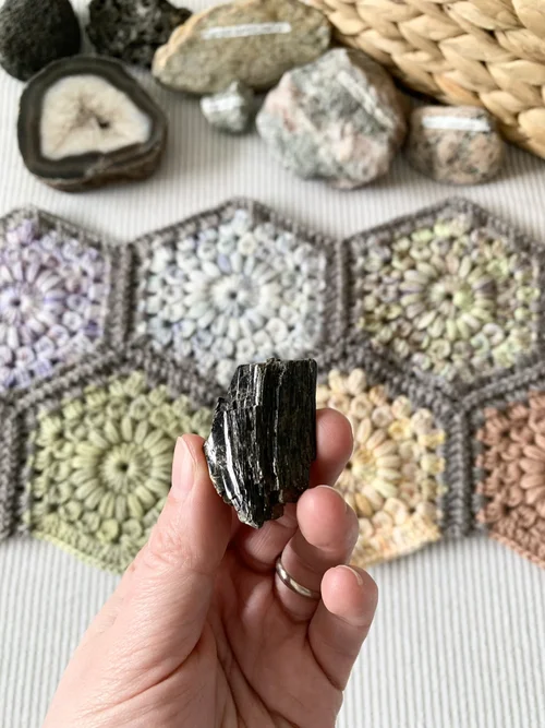 Hygge Burst Hexie Blanket Pattern x Geode Collection by Hue Loco Yarn ...