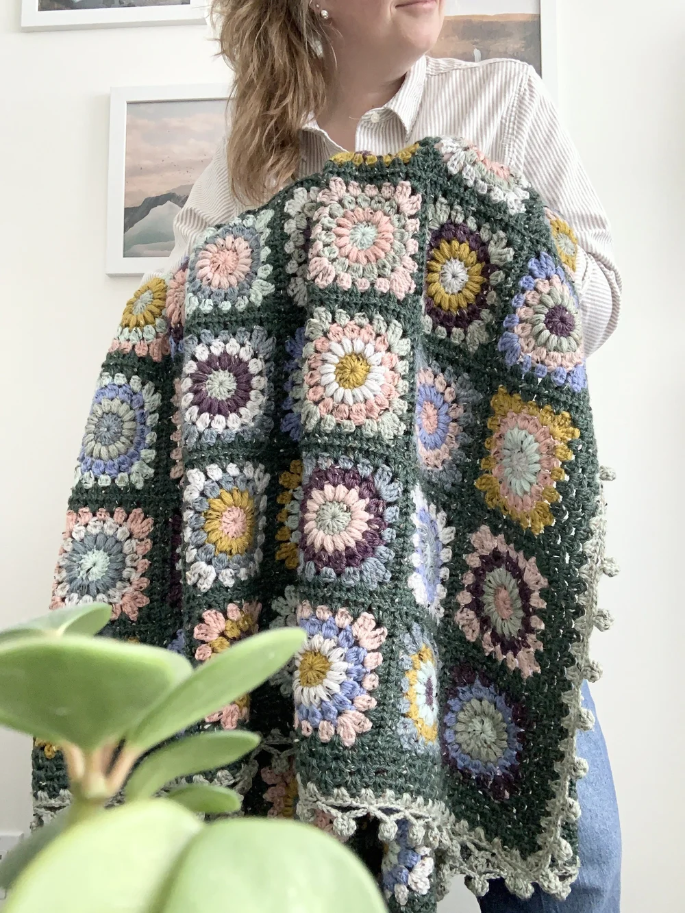Limited Edition Hygge Burst Granny Square Blanket Pattern