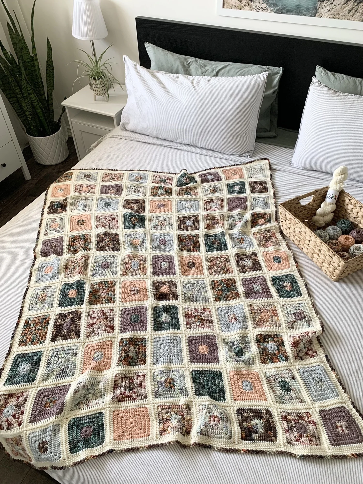 Aurelia Solid Granny Square Blanket Pattern x First Light