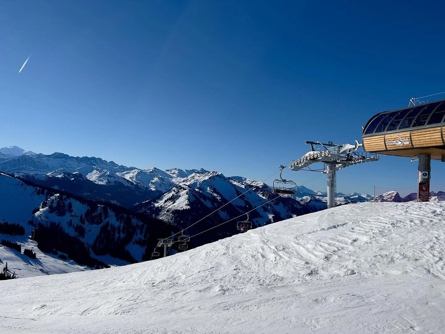 Not a cloud in the sky #chezlainey