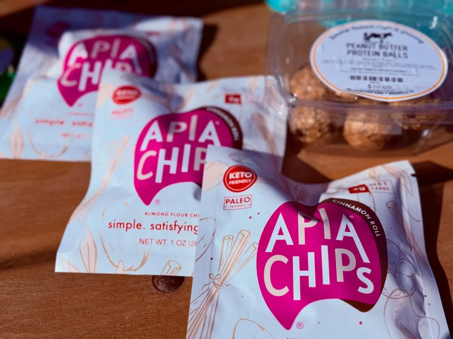Don&rsquo;t forget that the New Apia Chips Cinnamon Roll flavor are now available at @swamprabbitcafe . Your perfect protein snack with low carbs ( only 2 net grams)