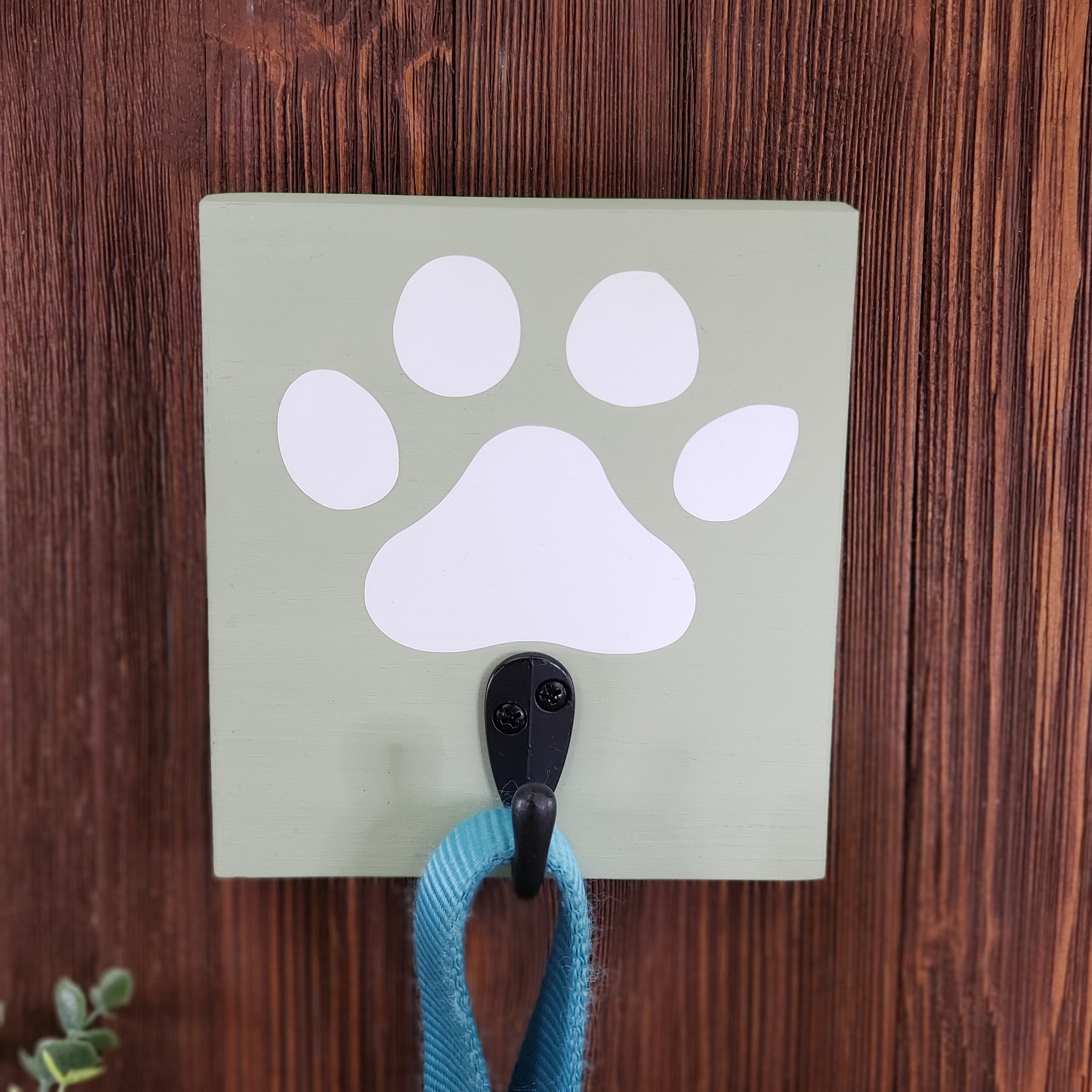 Dog Leash Holder.jpg