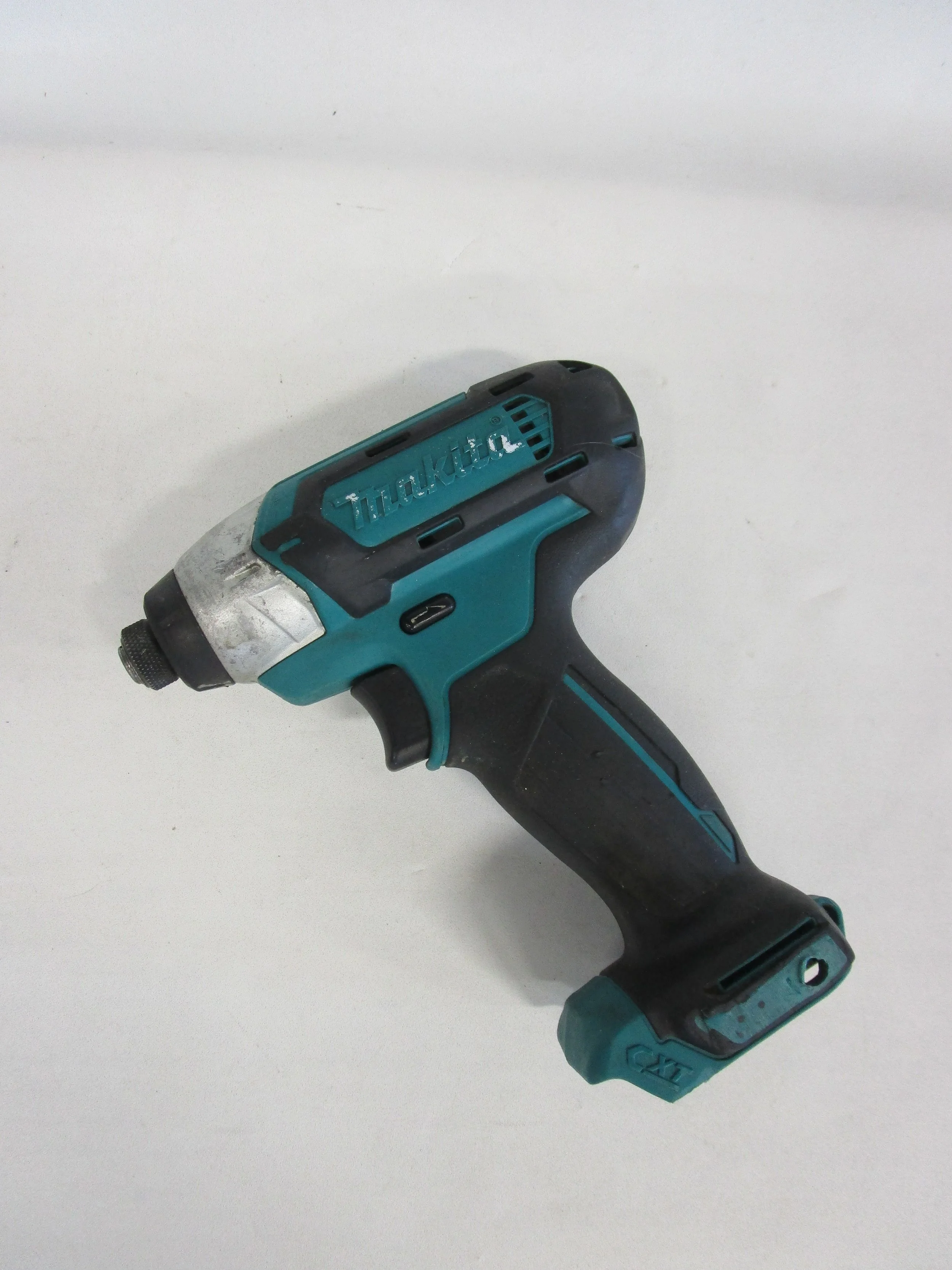 Makita DT03 12V 1/4" Impact (Tool Only).