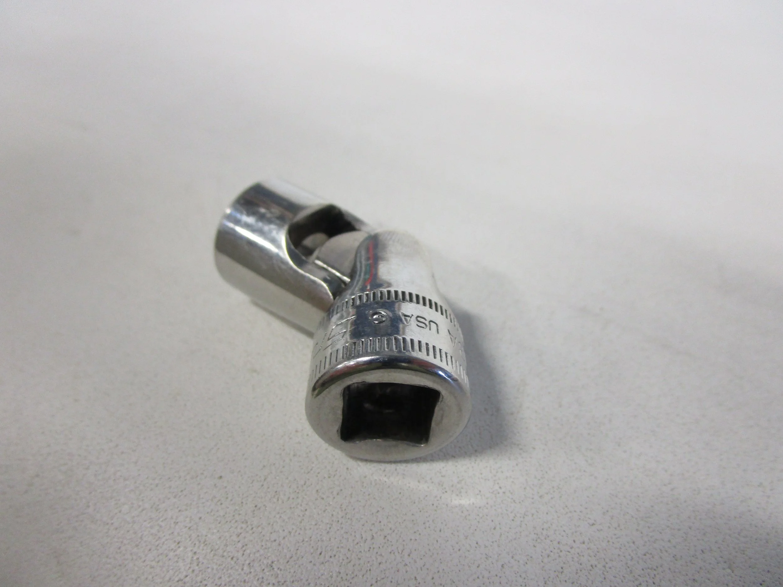 Snap-On FSUM13A 3/8" 6-Point 13mm Shallow Universal Socket.