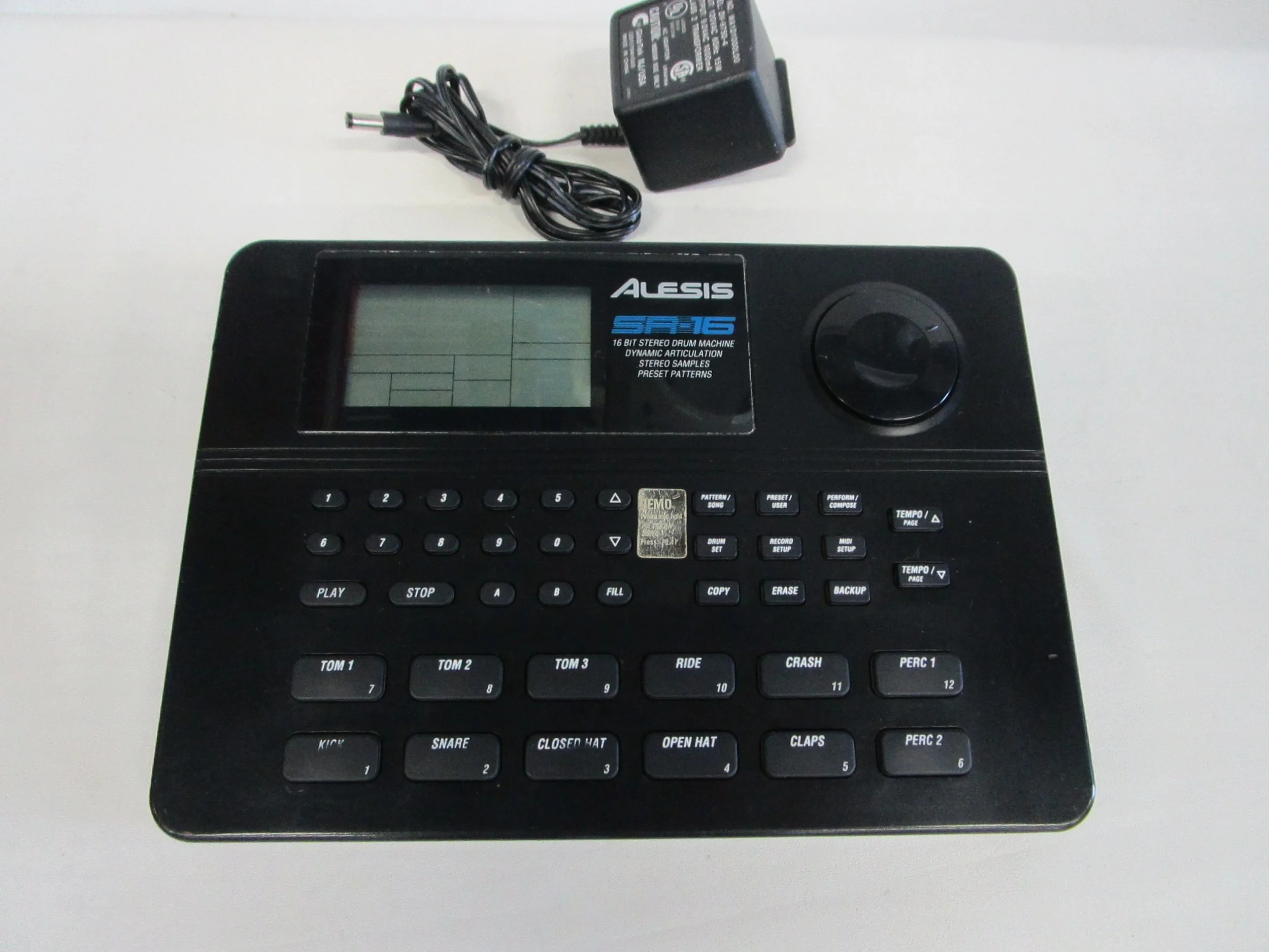 ALESIS SR-16, 16 Bit Stereo Drum Machine w/Power.
