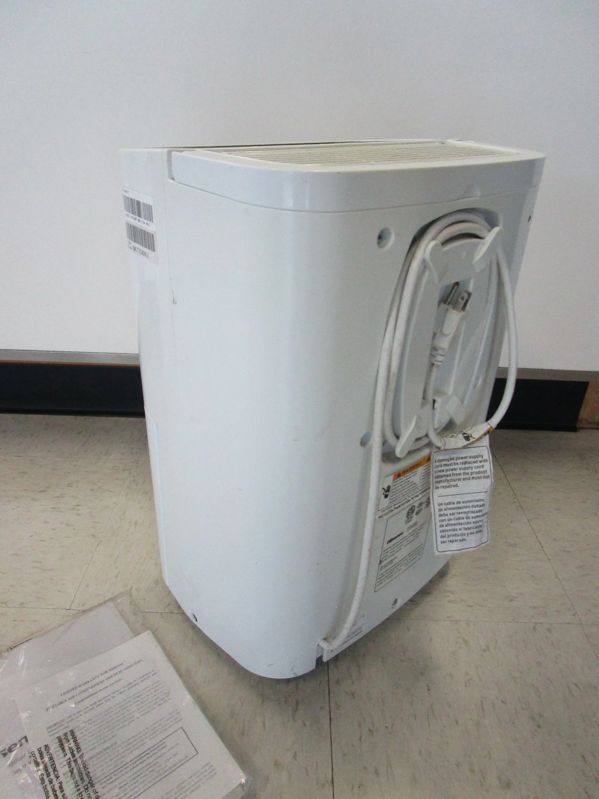 C8521 (4).JPG