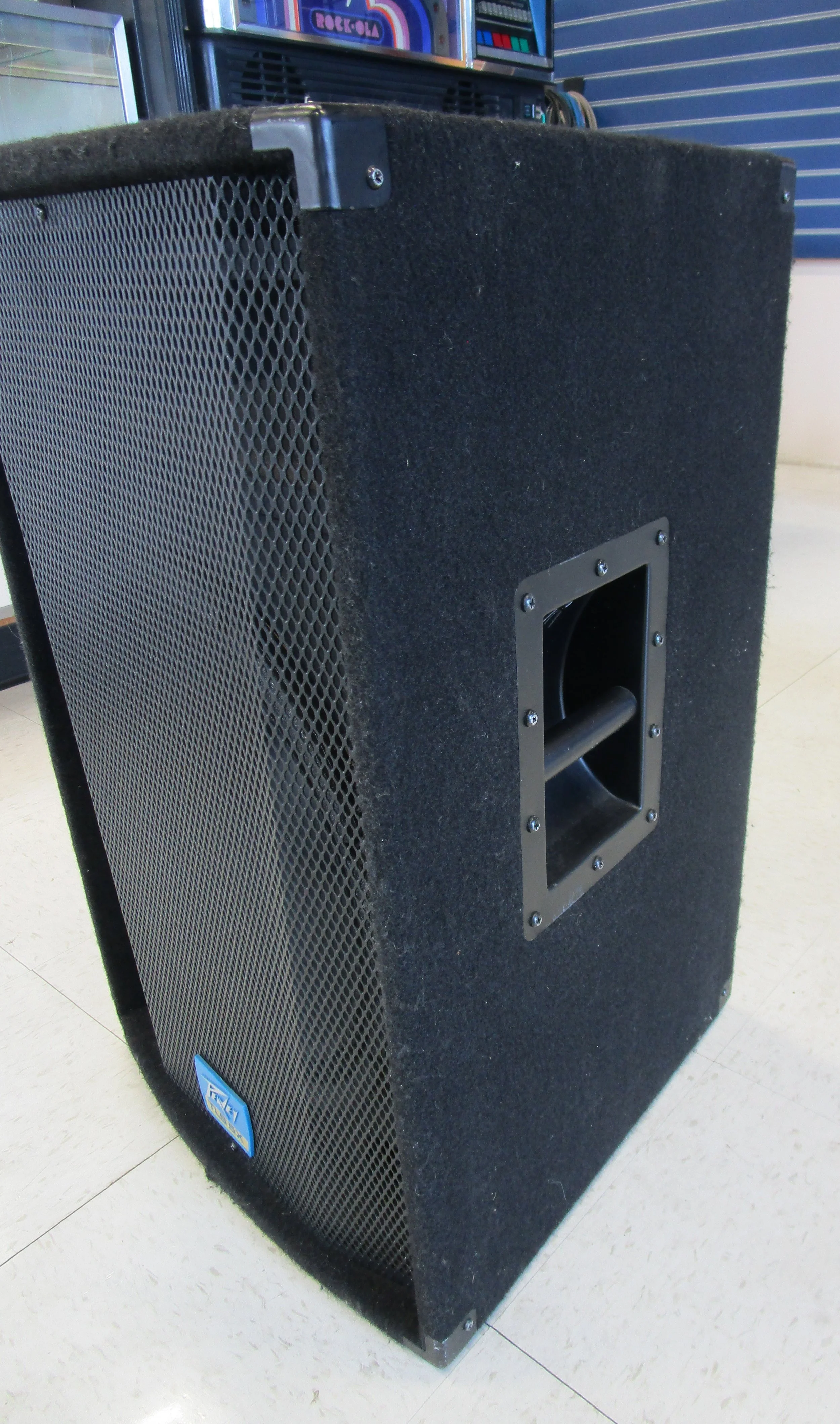 C8551 (1).JPG