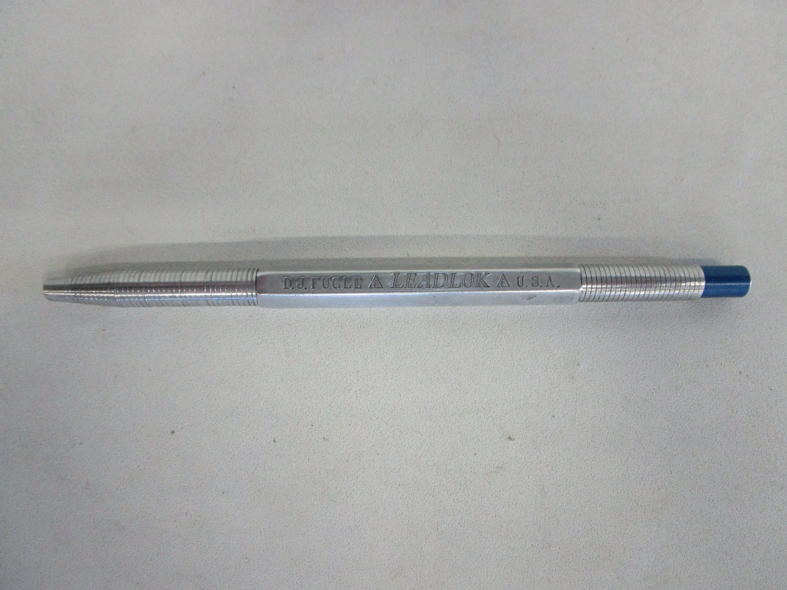 C8520 (2).JPG