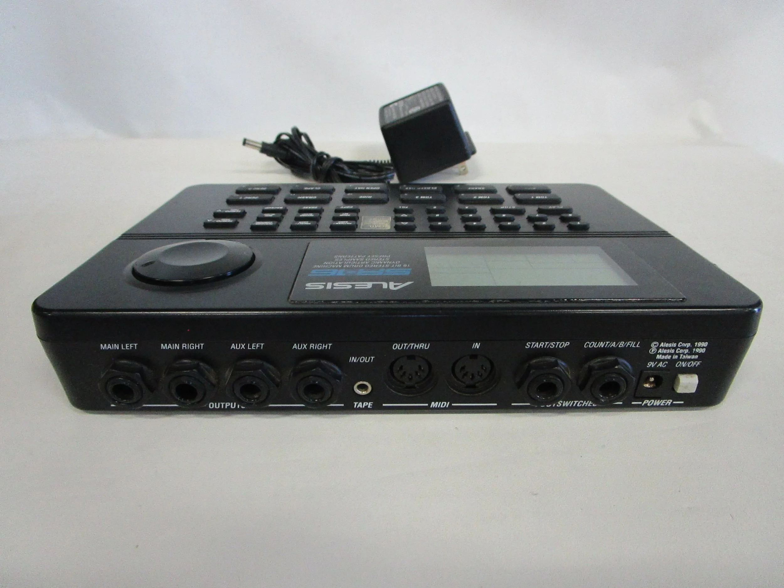 C8600 (1).JPG