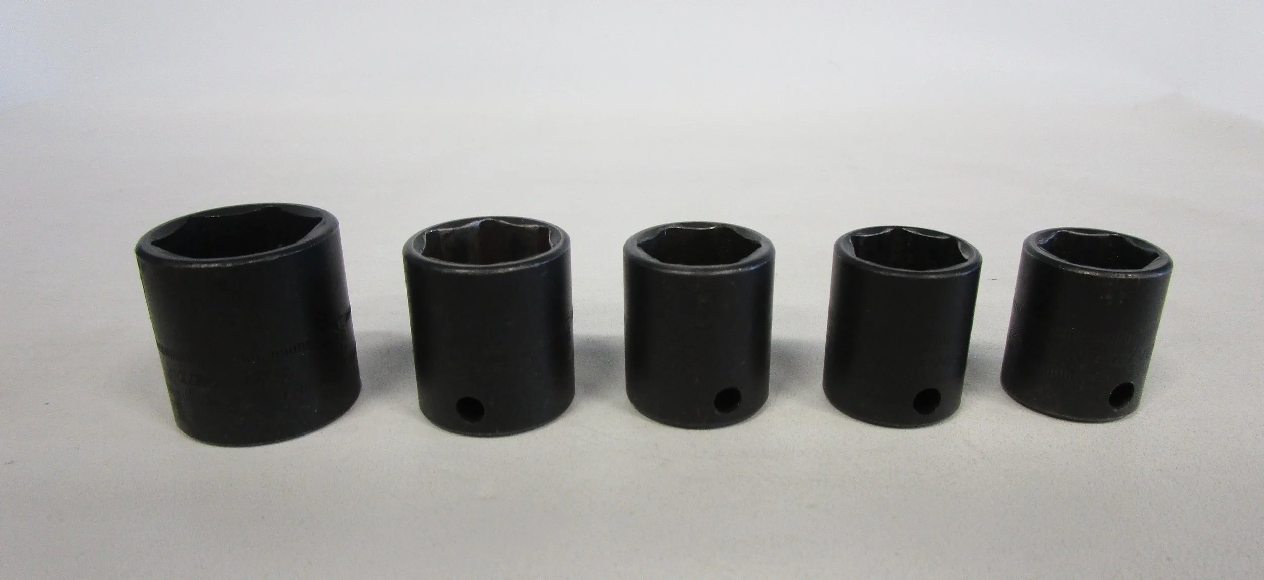 Snap-On 5pc. 3/8" 6-Point Metric Shallow Impact Sockets   17-19, 21, 24.