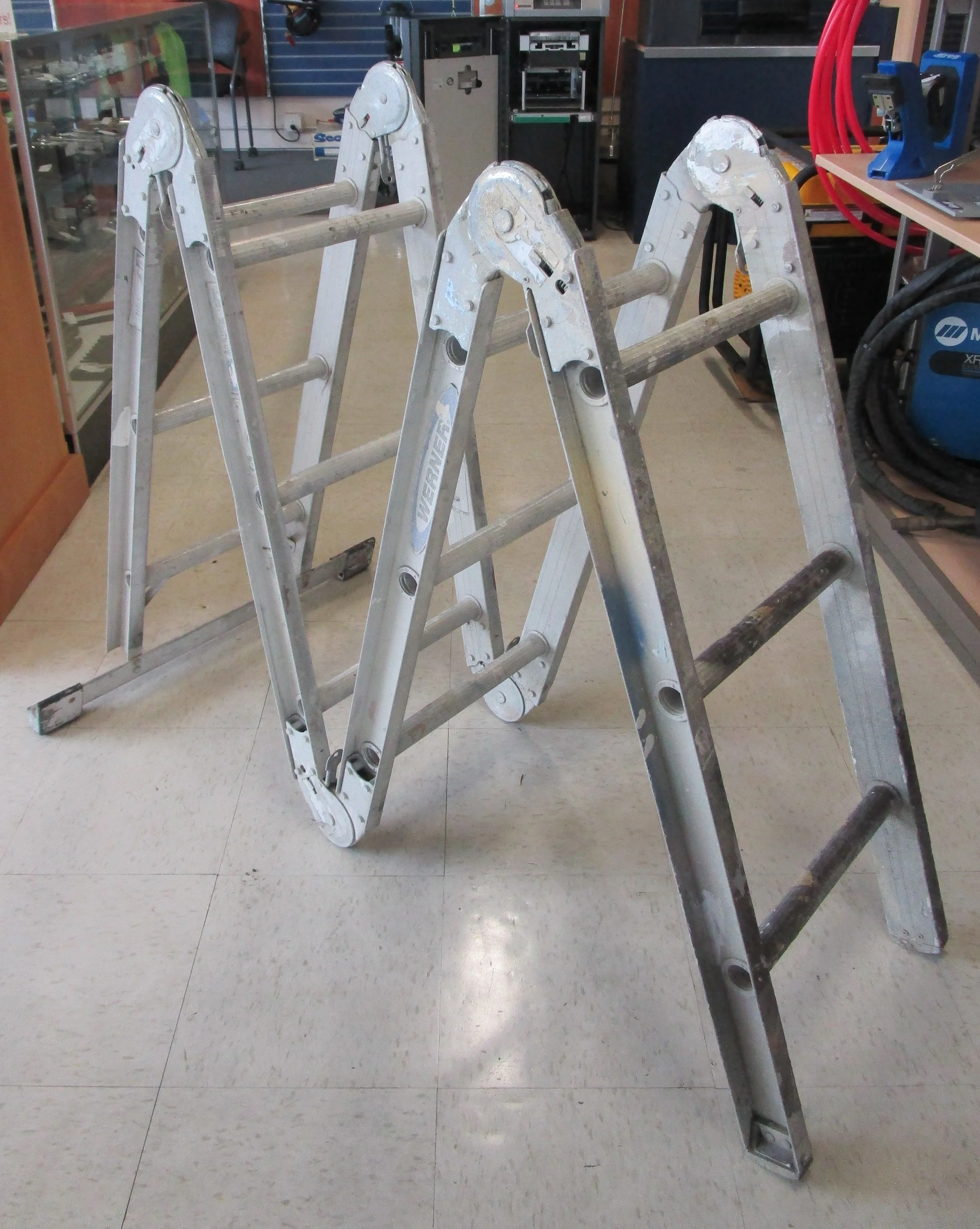 P818332-1 (2).JPG