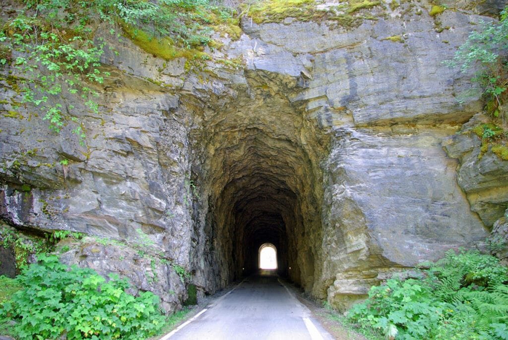 The Mysterious “Tapping” Spirit