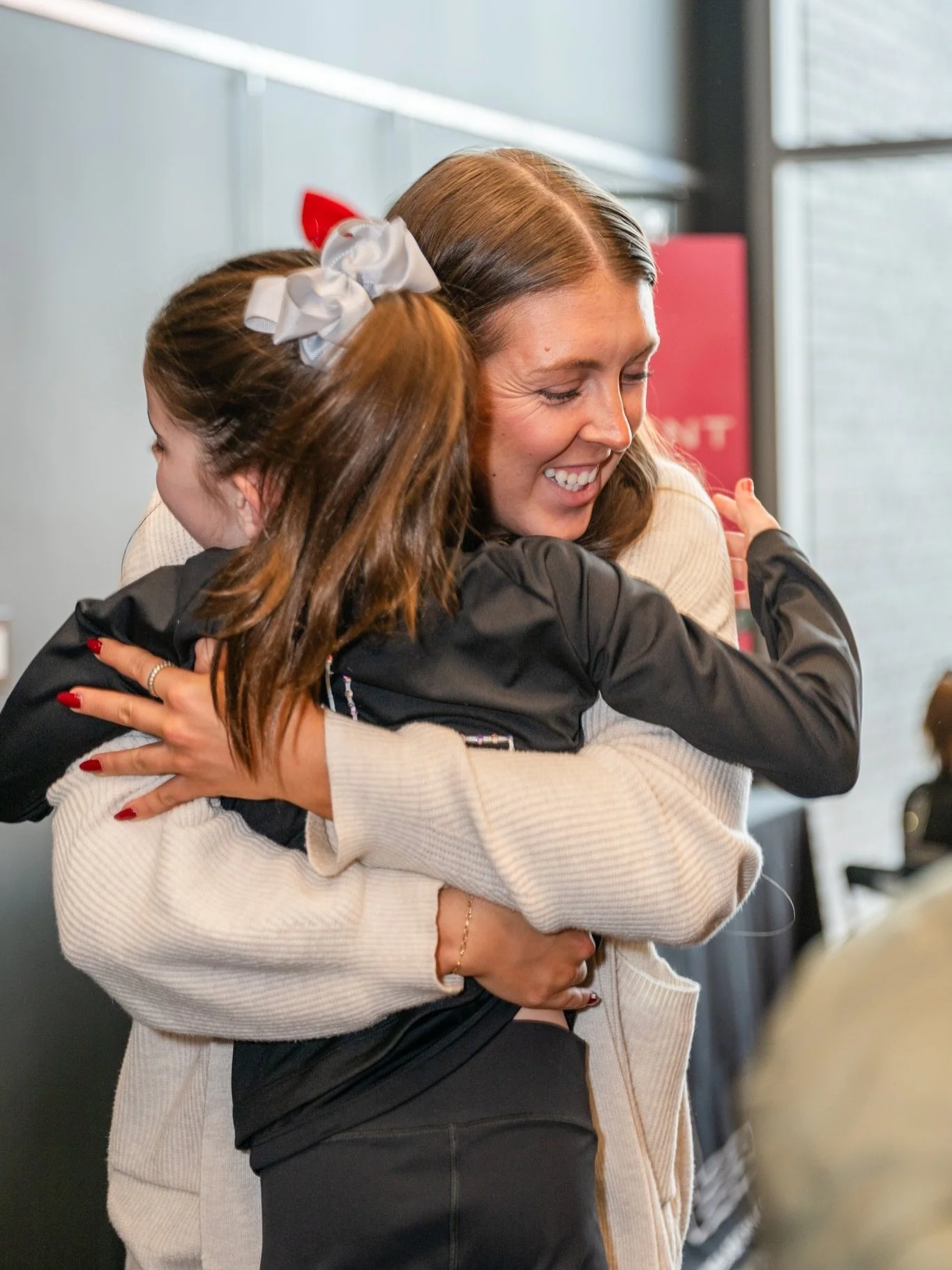 ➖COLLECTIVE &amp; BRIGHT 2026➖
WOW!! We are so proud of all of our Collective &amp; Bright dancers. It was amazing to see our families together and celebrate the holiday season. So much joy in the room with games, crafts, and of course.. hot chocolat