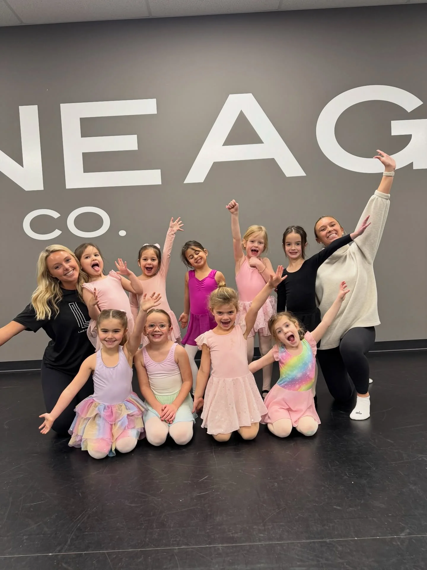 The best kind of winter warm up happens right here! Loved seeing our kiddos back in the studio today 🤩