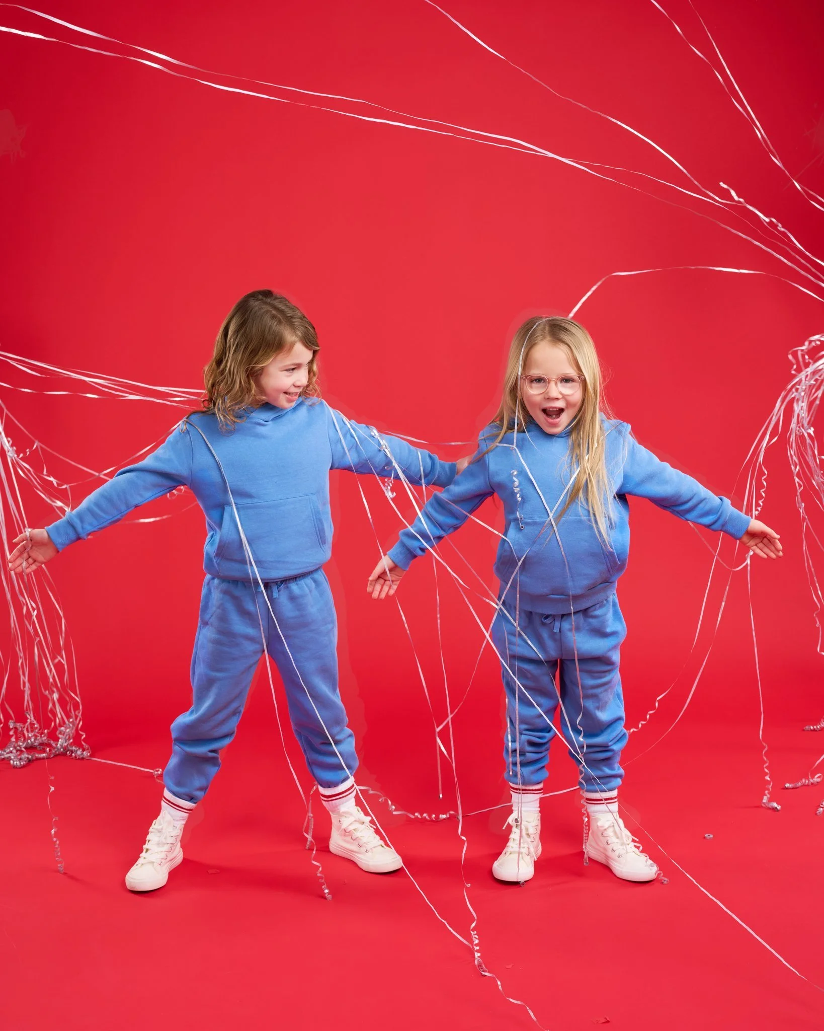 🎉👯&zwj;♀️✨ &ldquo;Wait&hellip; registration opens TONIGHT?!?!&rdquo; ✨👯&zwj;♀️🎉

Cue the confetti because Season 5 Registration opens tonight at 6:00 PM for our Lineage Dance Co. families! 🖤

Time to text your bestie, pick your classes, and conv