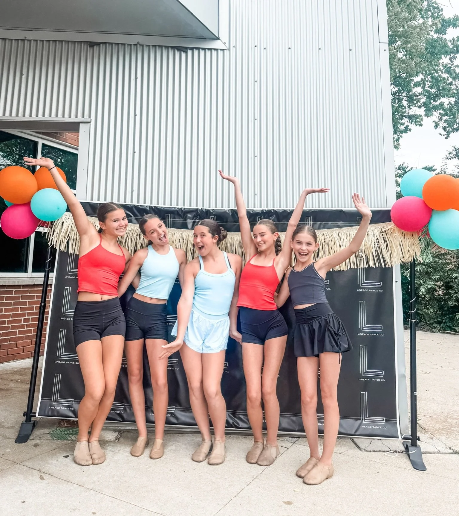 🌺 Aloha from Summer Camp Week 1! 🌺

We&rsquo;ve officially kicked off summer with Hawaiian Week, and our dancers are having the BEST time! From tropical games and themed activities to dancing, crafting, and making new friends, every day has been pa