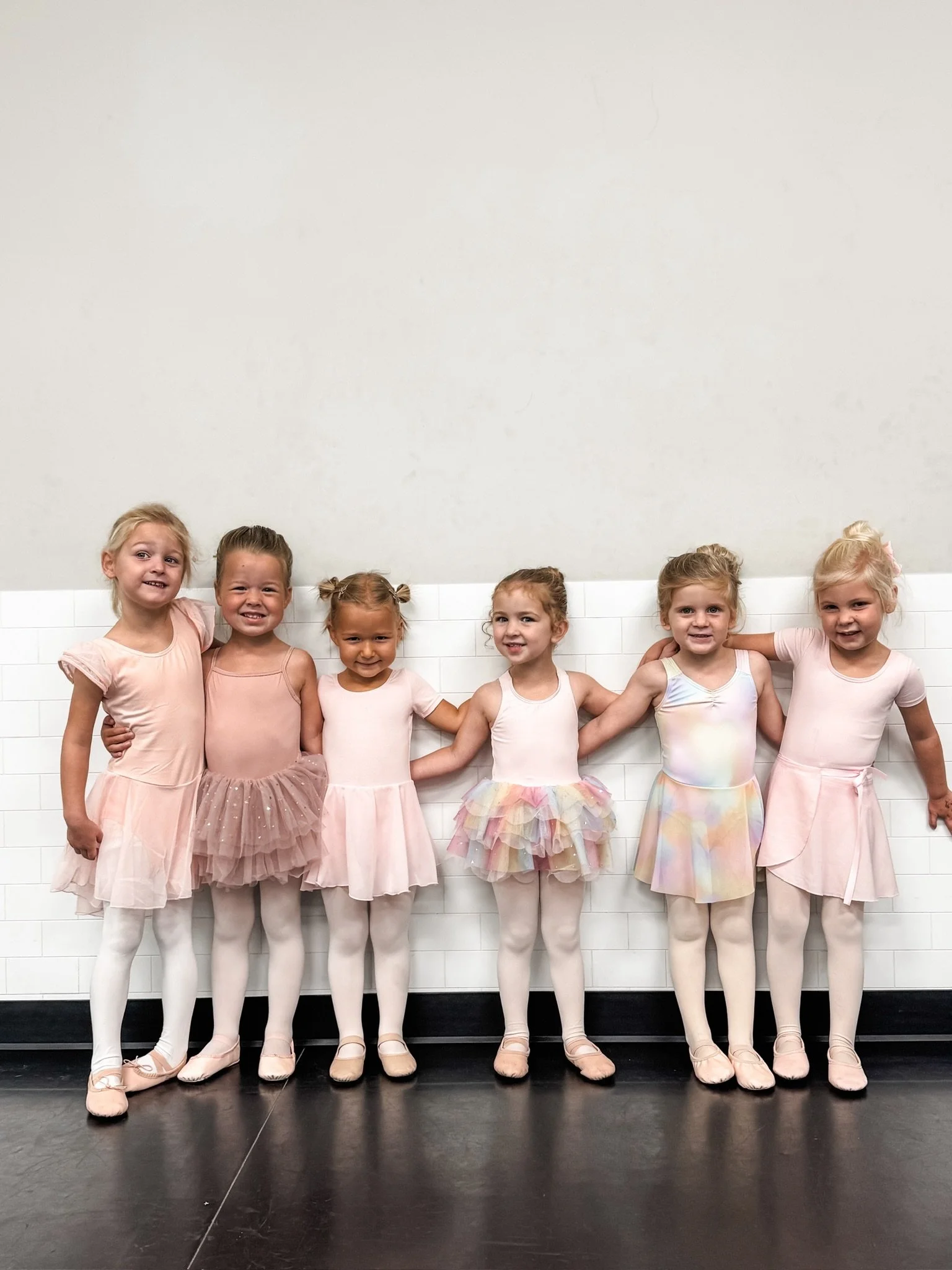 Day 2 of Time to Shine September ✨

Another fun night of pink, gold, a little extra sparkle, and families in the studio! 💗 We&rsquo;re loving our first Theme + Family Watch Week of the season and getting to share a little bit of what we&rsquo;ve bee