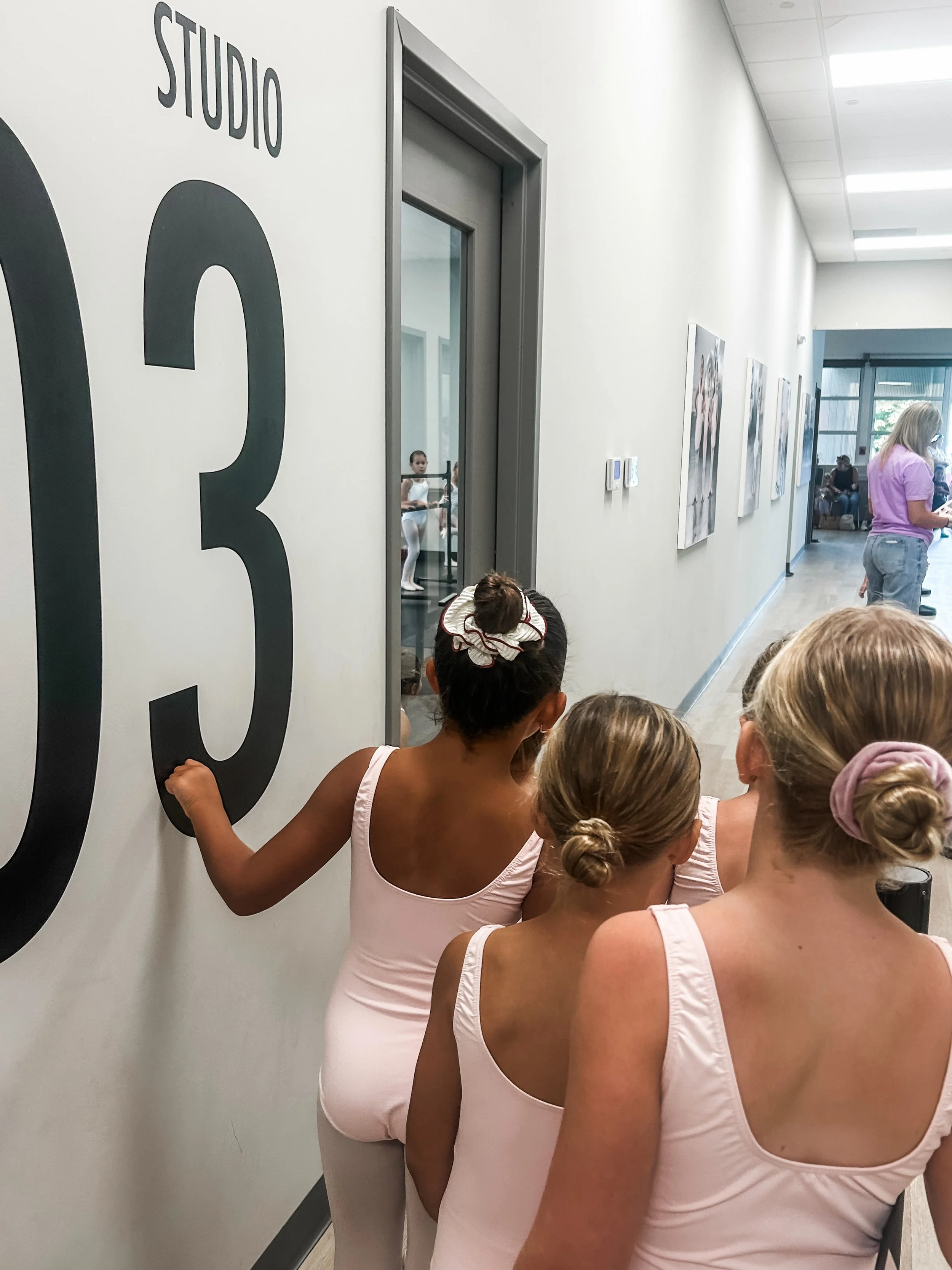Week 3 fun is officially in the books! We love seeing Lineage filled with happy dancers doing what they love! 💕

And next up&hellip; Family Watch Week! 👀✨ We can&rsquo;t wait to welcome our families into the studio next week and share a peek at wha