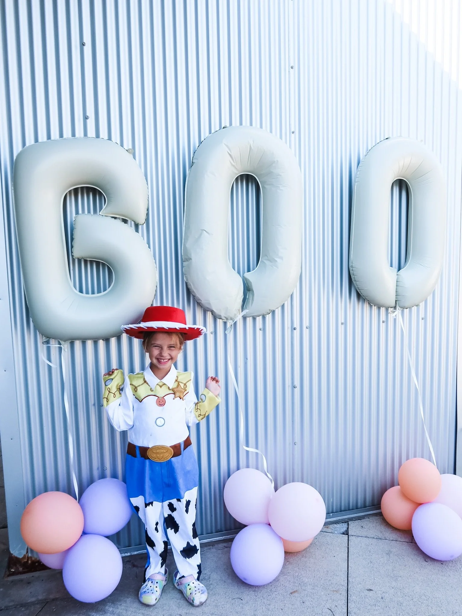 A little costume magic + a whole lot of family love! 👻🩷✨

We&rsquo;re having the sweetest time celebrating Family Watch Week + Costume Week at Lineage! From creative costumes to proud smiles, we love welcoming our families into the studio for a lit