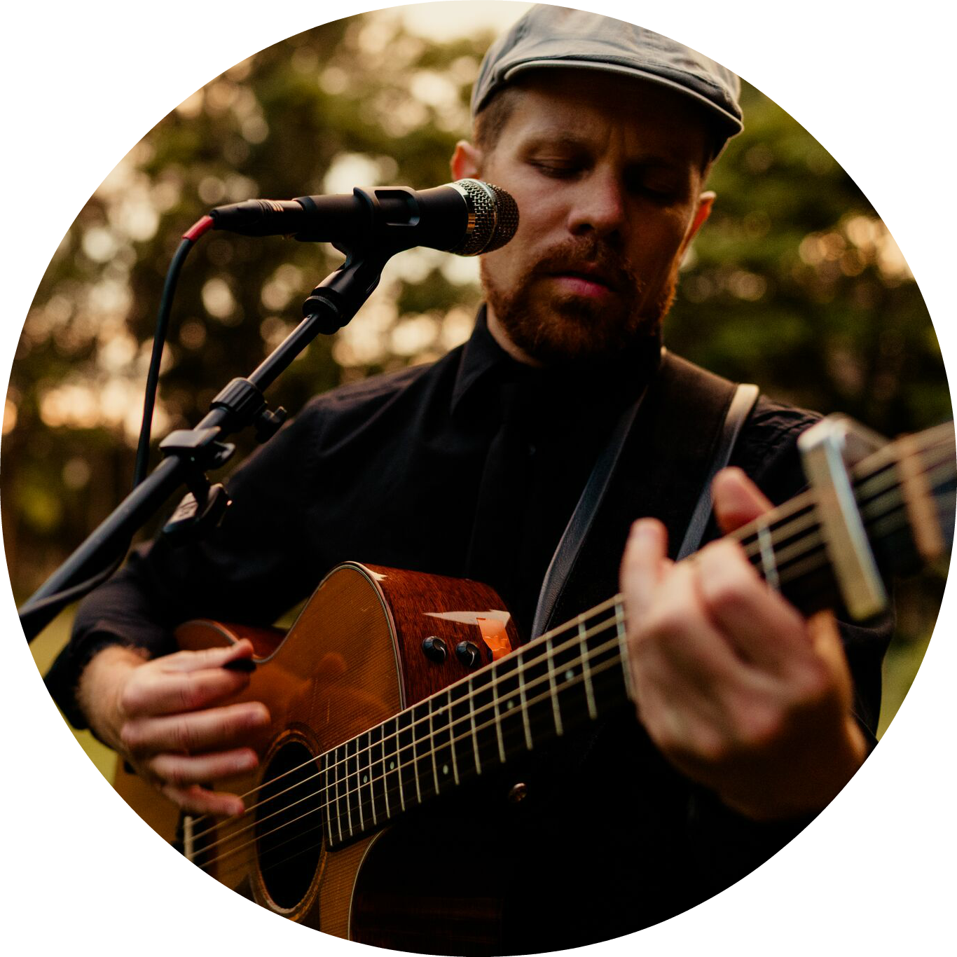 Bondir Photo1 Circle.png