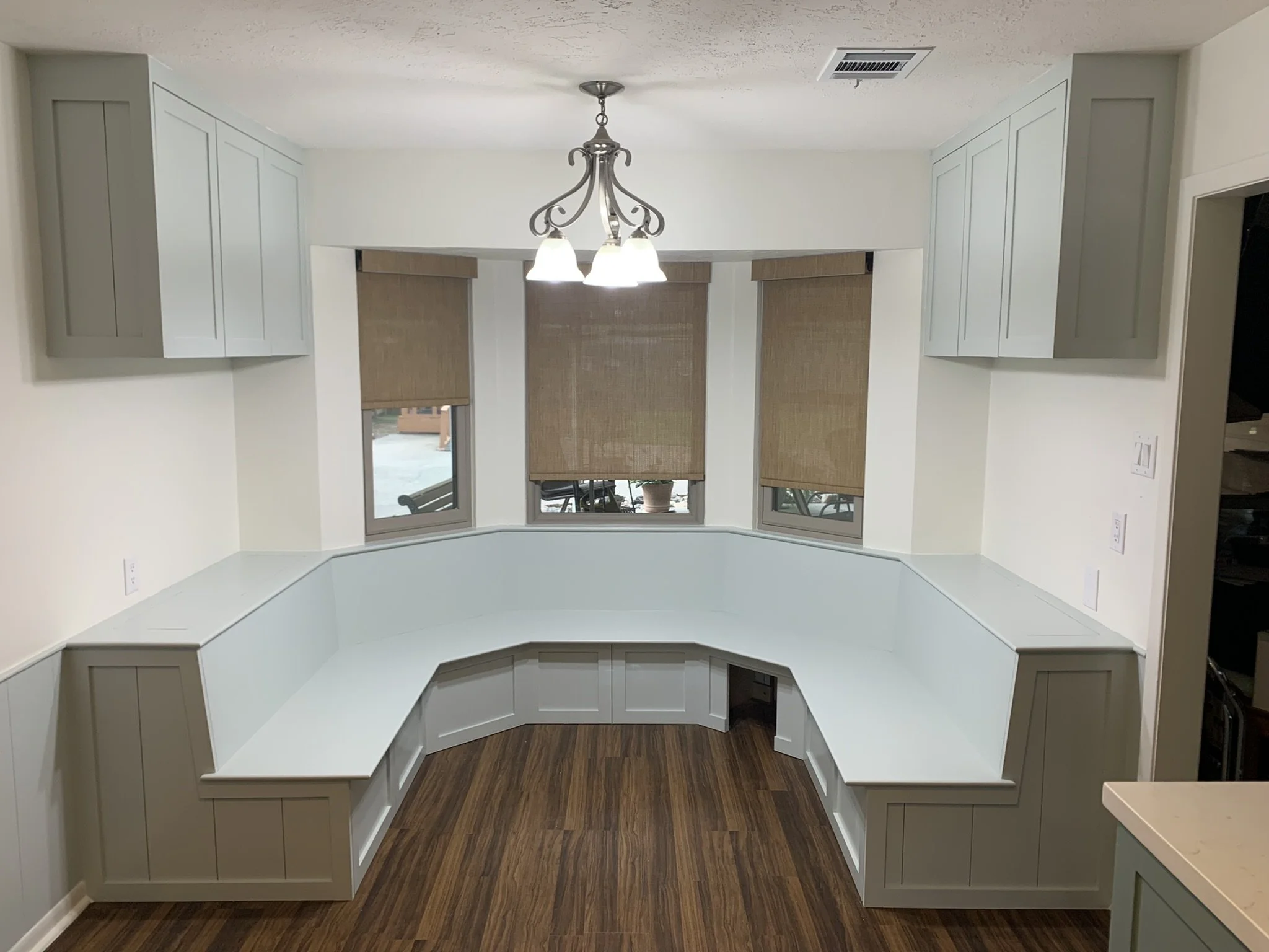 Bay window with wrap around bench