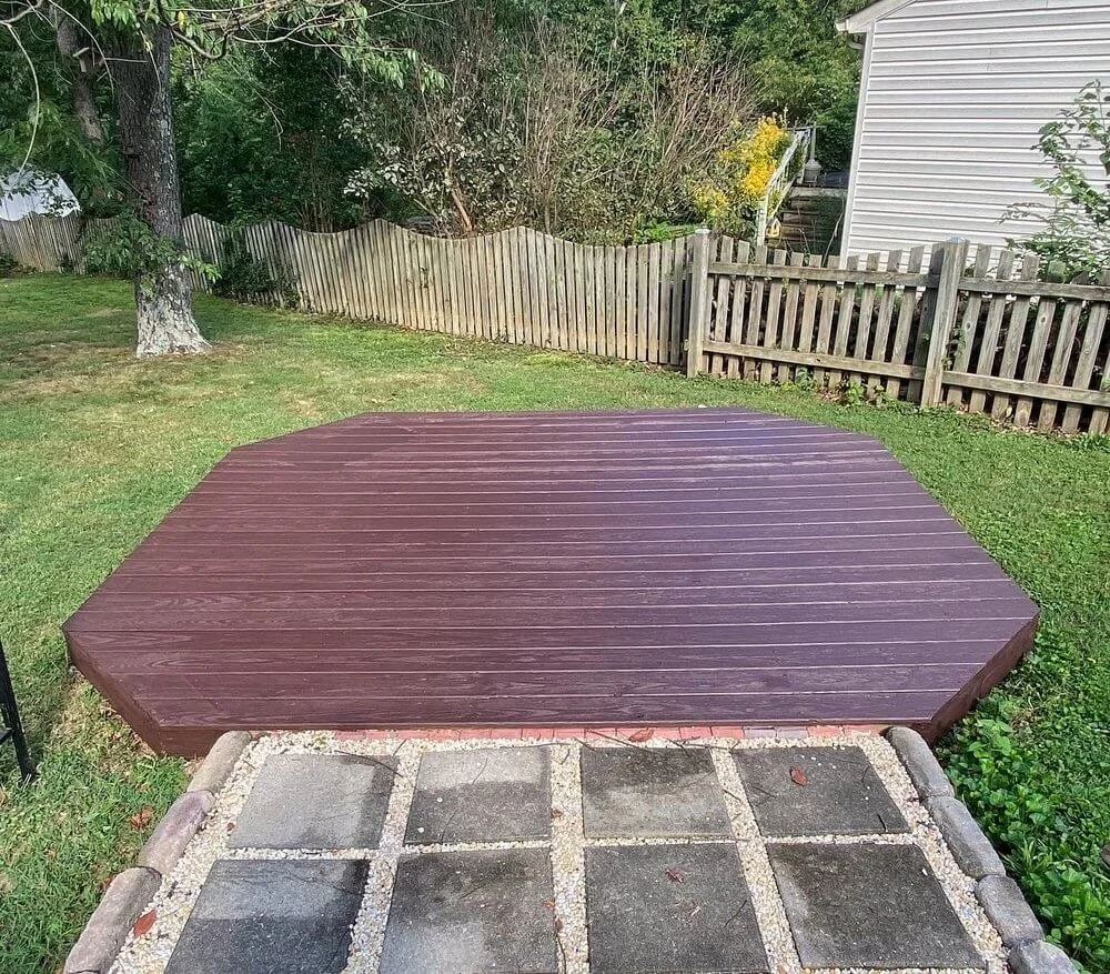 small small deck after.jpg