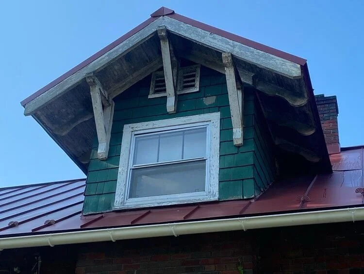 old home dormer before.jpg